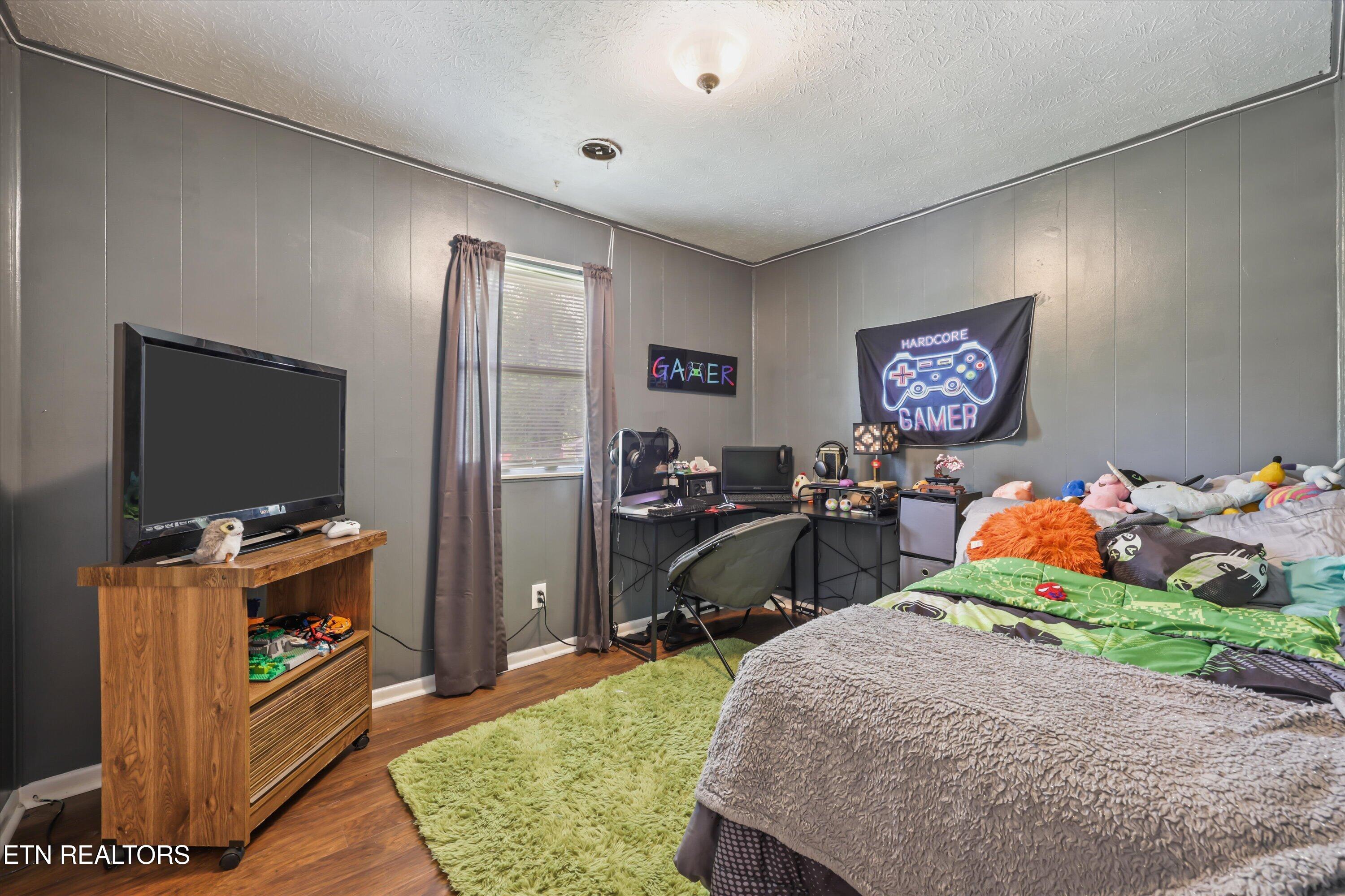 534 Sleepy Hollow Road Oliver Springs TN 37840