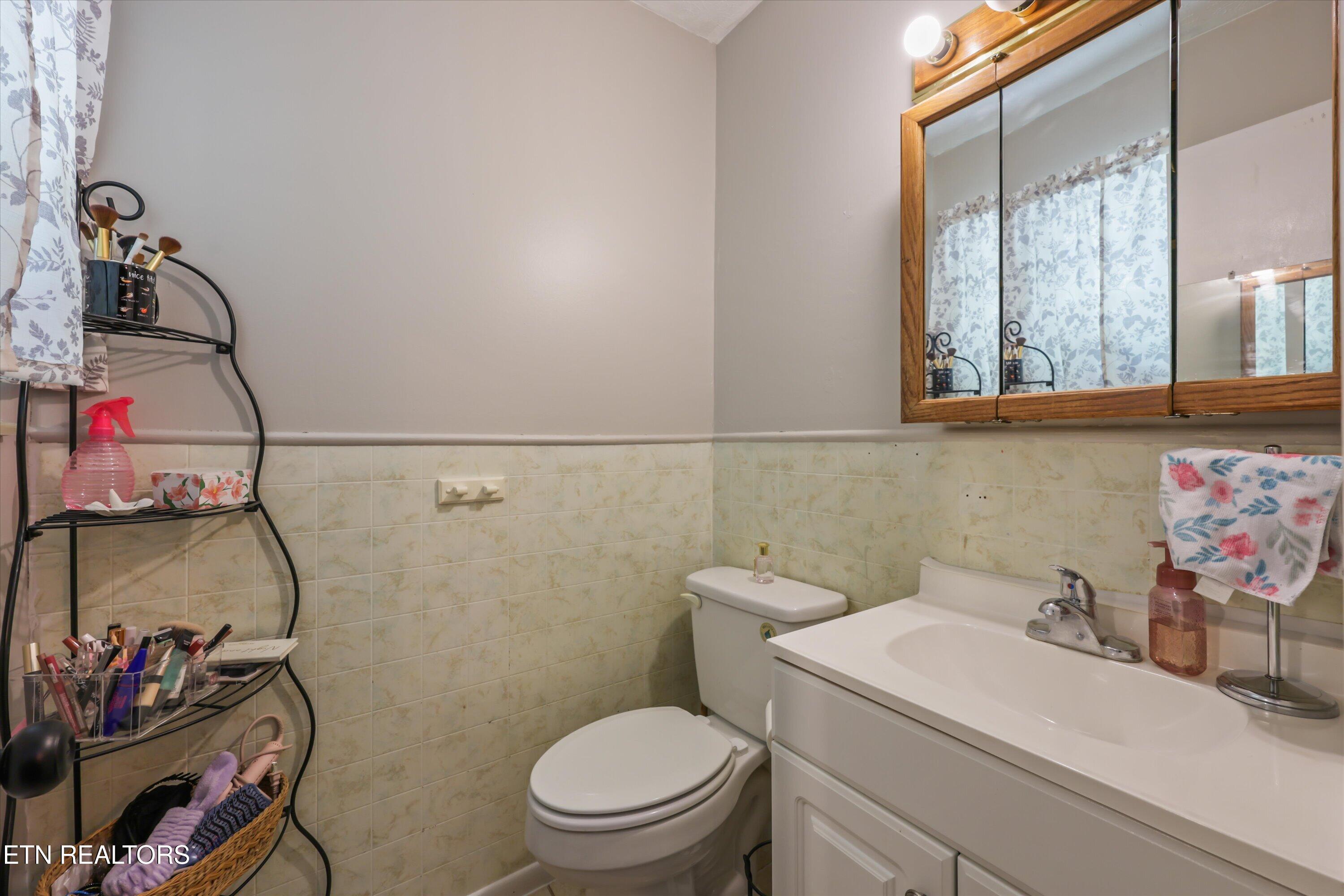 534 Sleepy Hollow Road Oliver Springs TN 37840