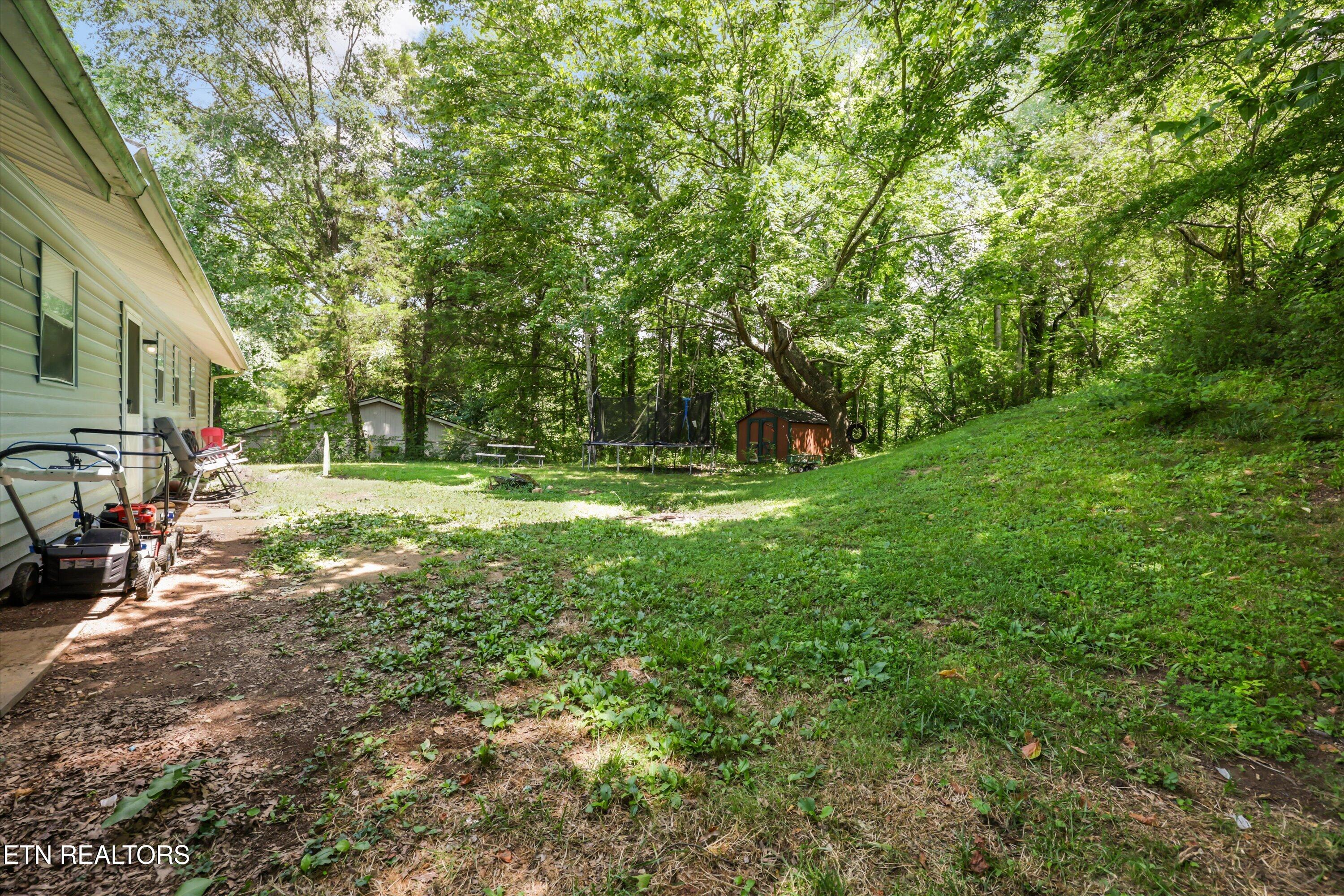 534 Sleepy Hollow Road Oliver Springs TN 37840
