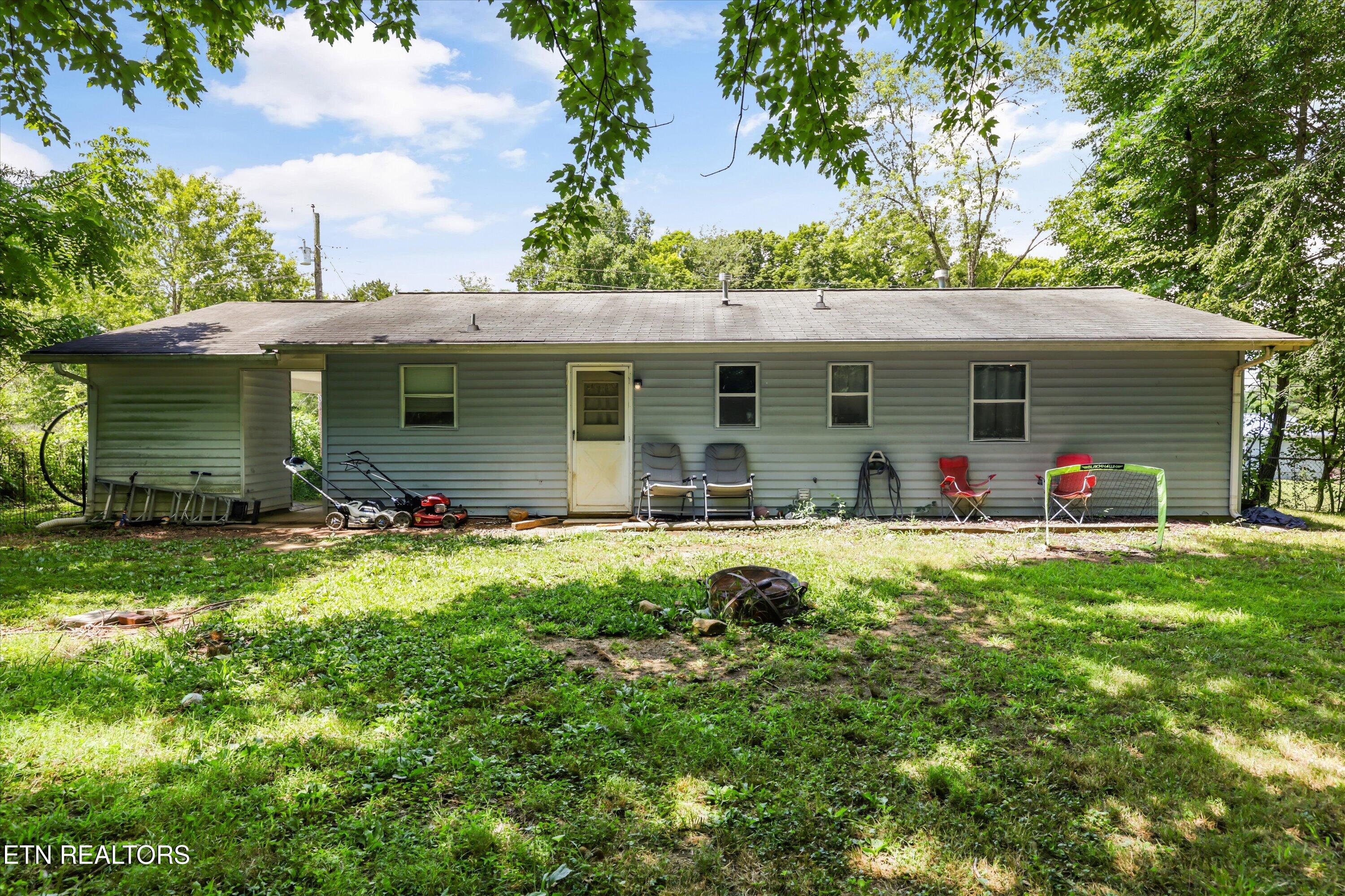 534 Sleepy Hollow Road Oliver Springs TN 37840