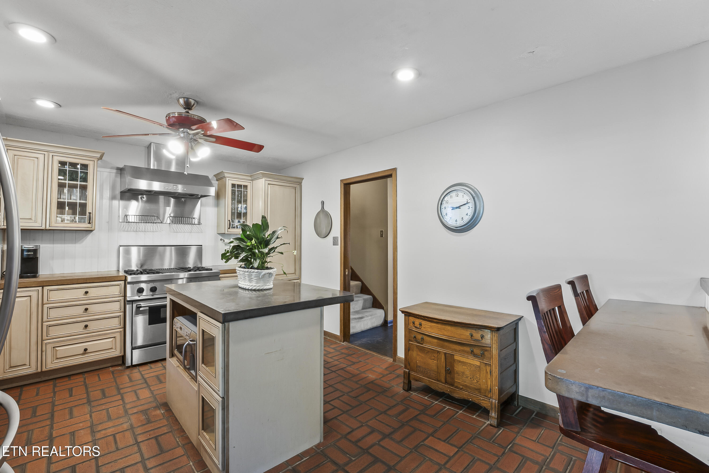 8705 Wimbledon Drive Knoxville TN 37923