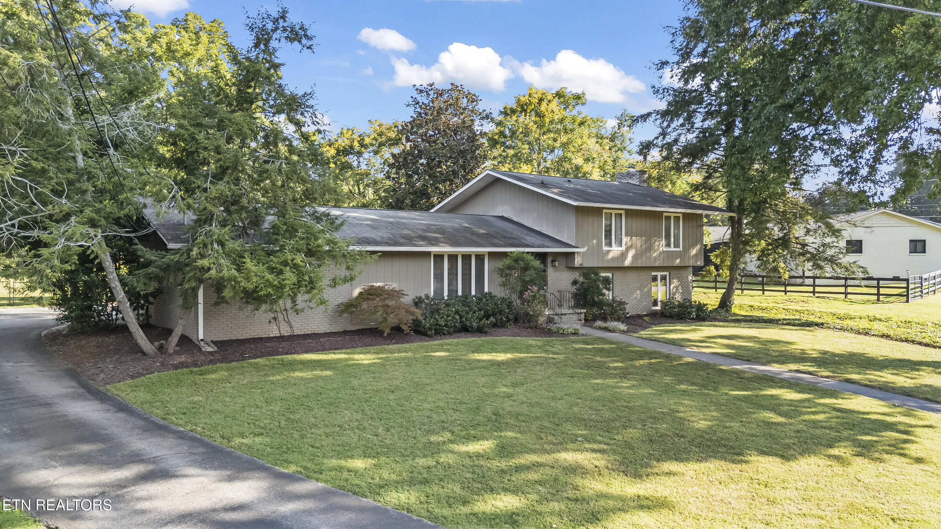 8705 Wimbledon Drive Knoxville TN 37923