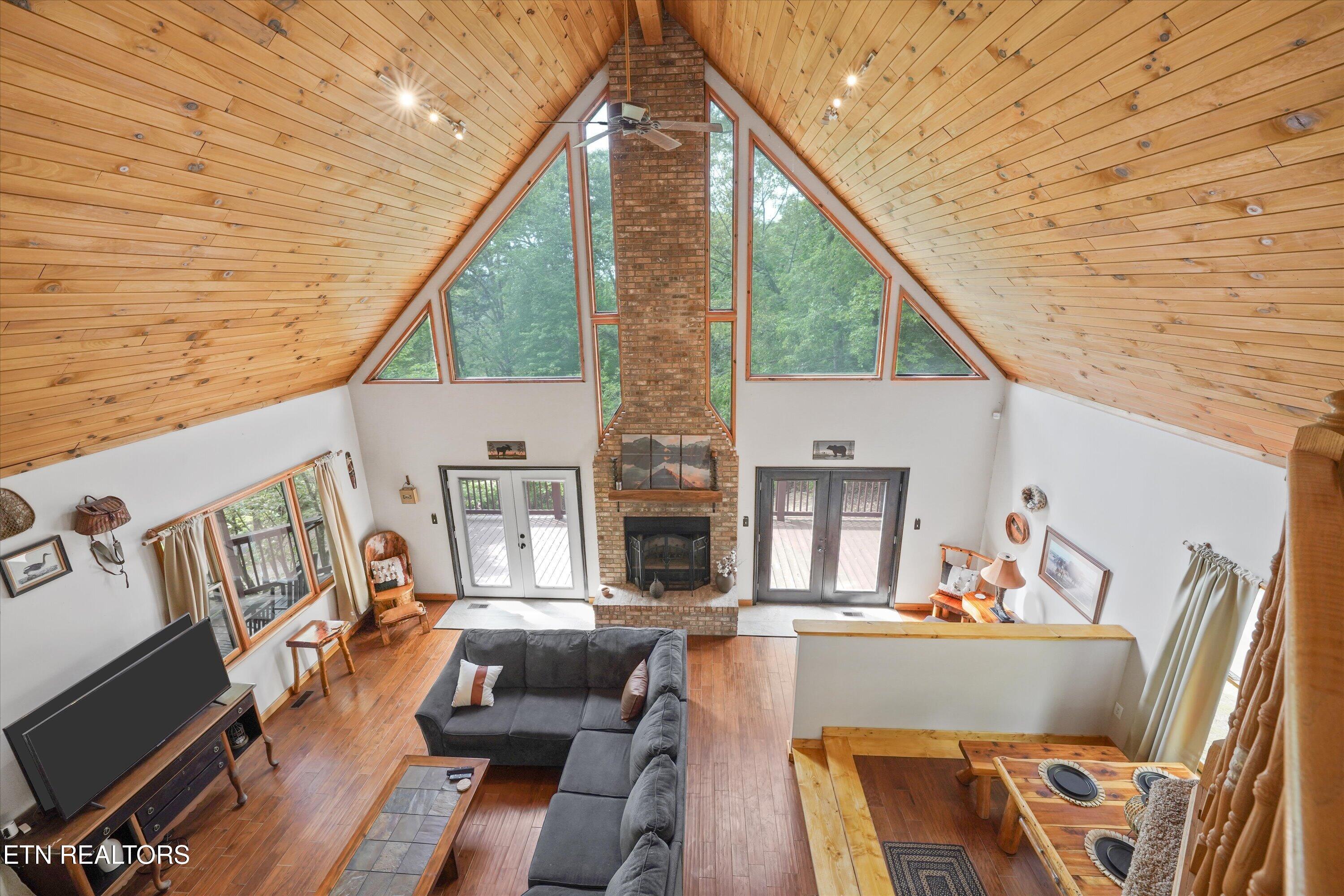 1534 Cherry Brook Drive Dandridge TN 37725