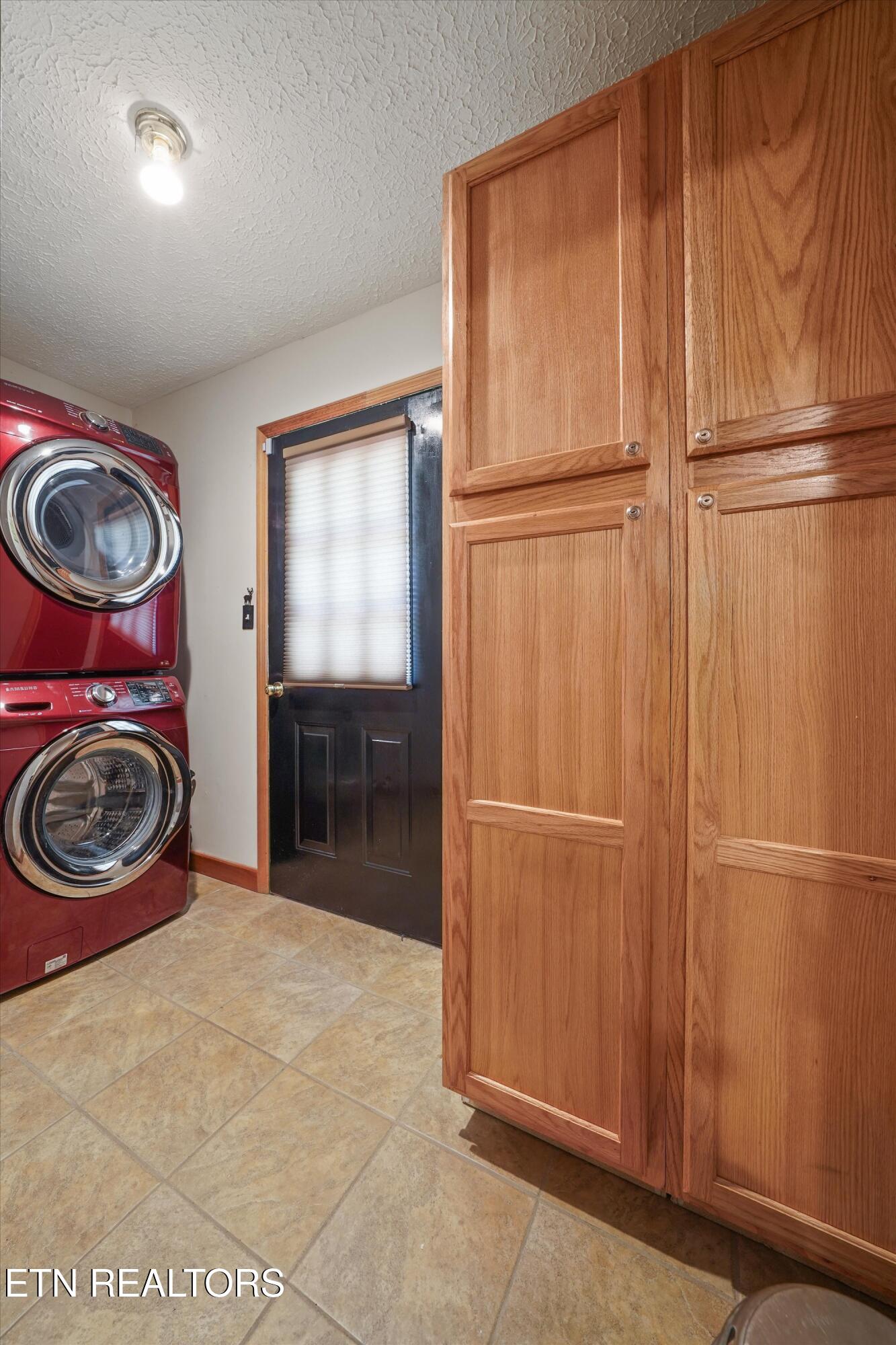 1534 Cherry Brook Drive Dandridge TN 37725