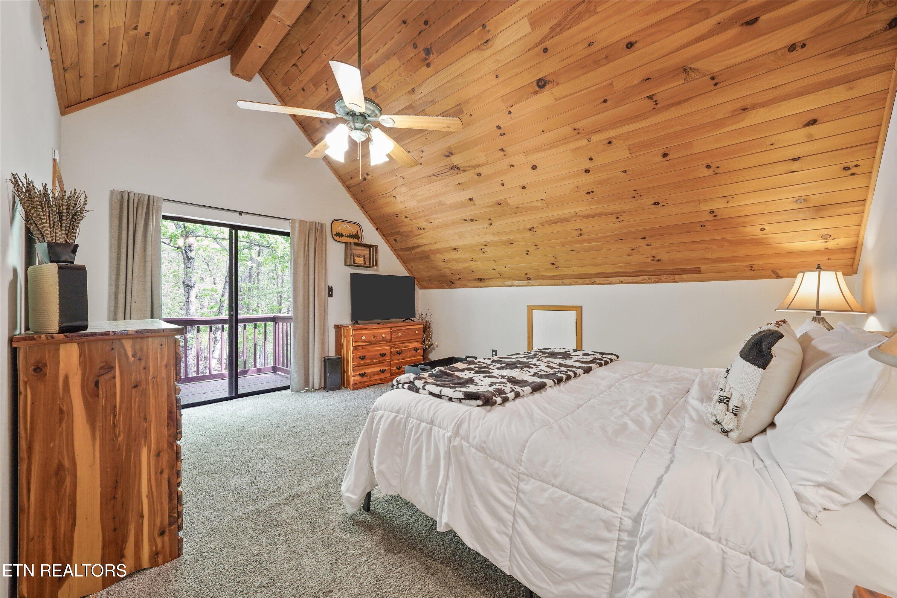 1534 Cherry Brook Drive Dandridge TN 37725