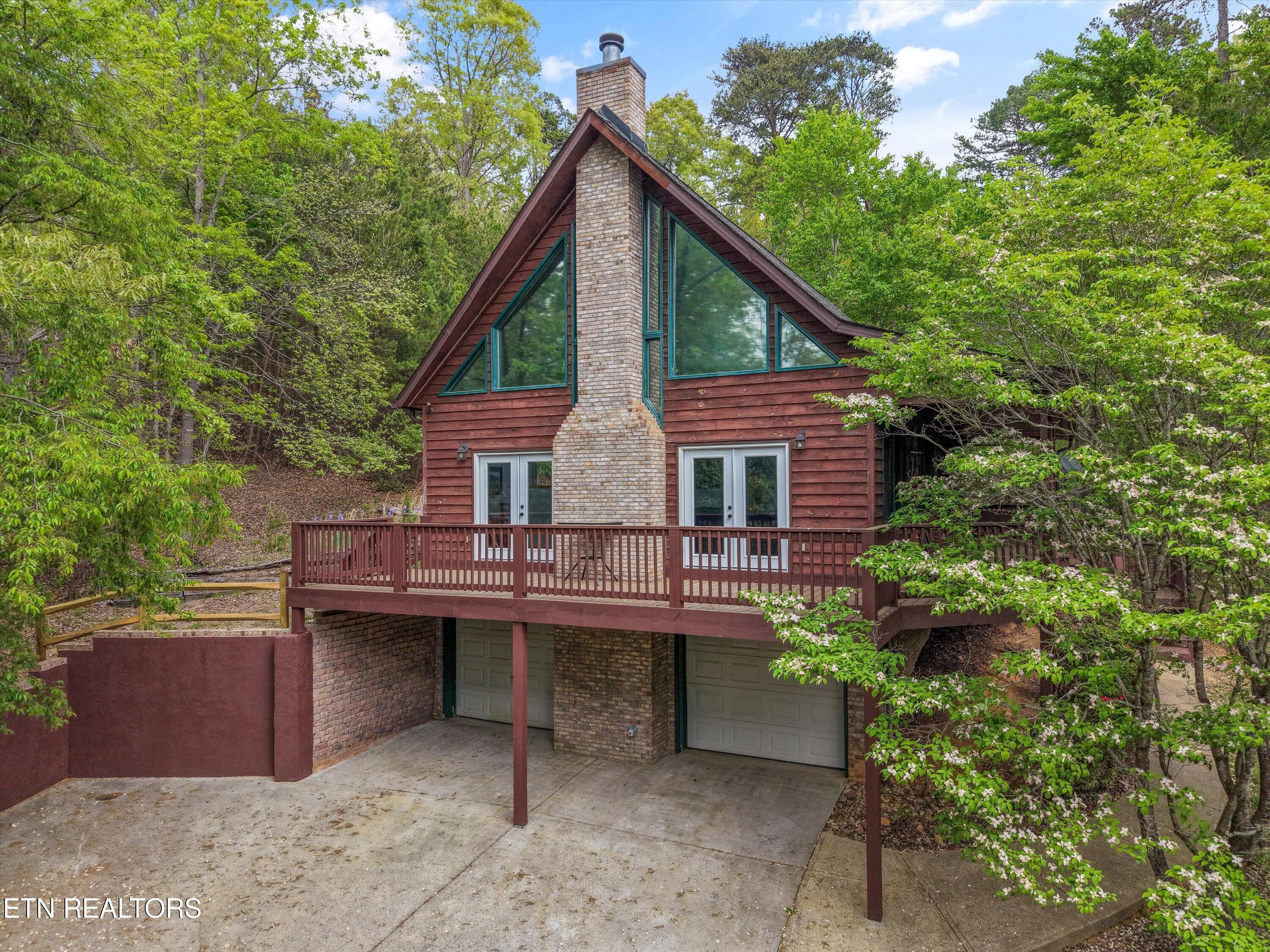 1534 Cherry Brook Drive Dandridge TN 37725