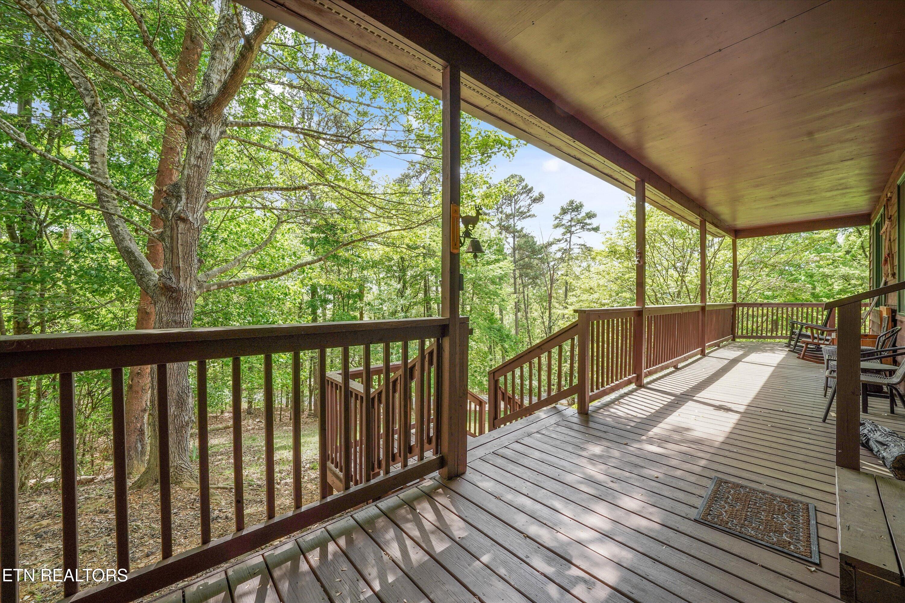 1534 Cherry Brook Drive Dandridge TN 37725