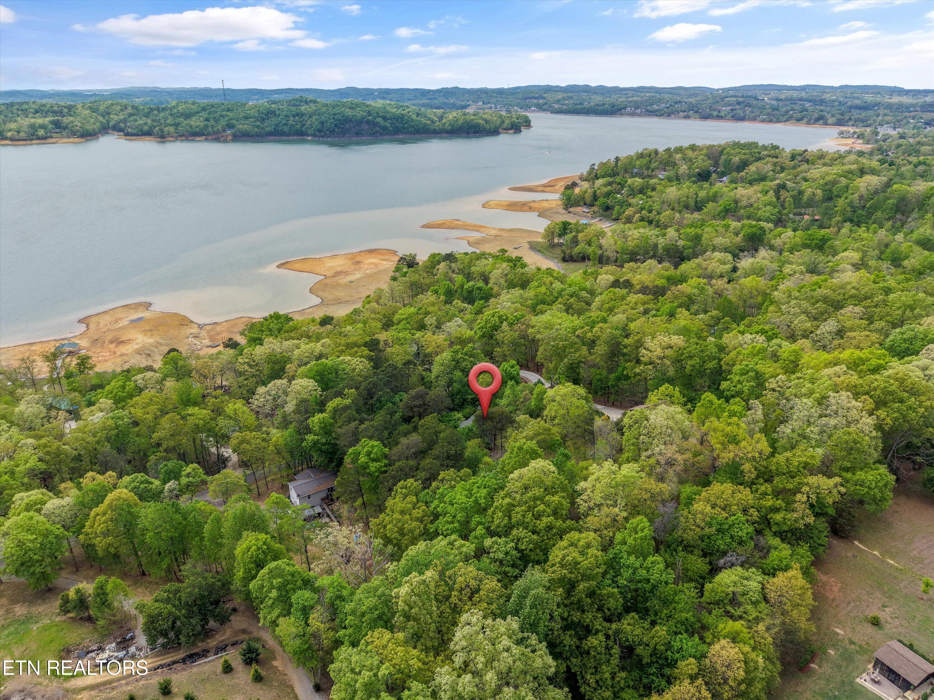 1534 Cherry Brook Drive Dandridge TN 37725