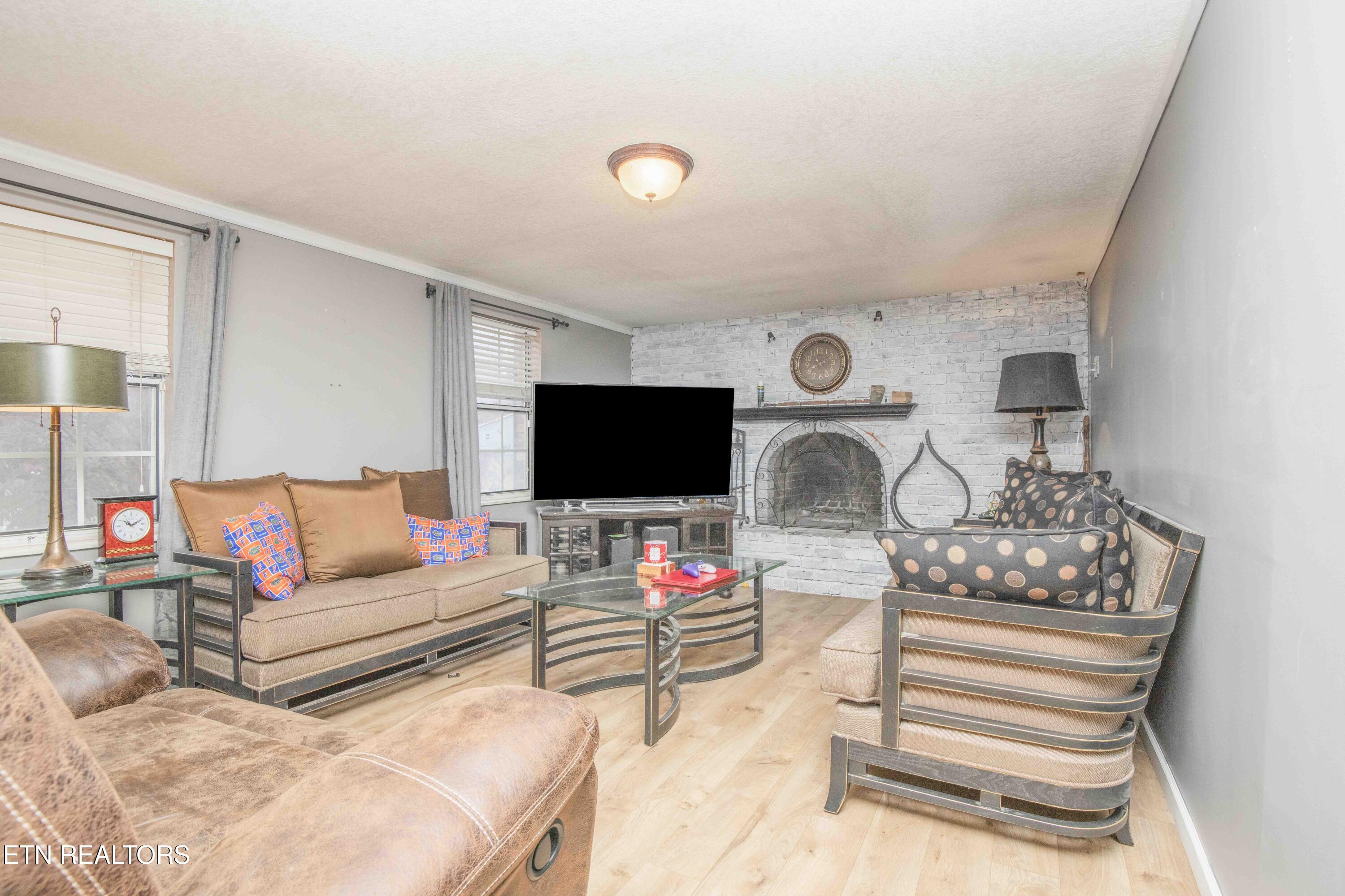 246 Old Blacksferry Lane Clinton TN 37716