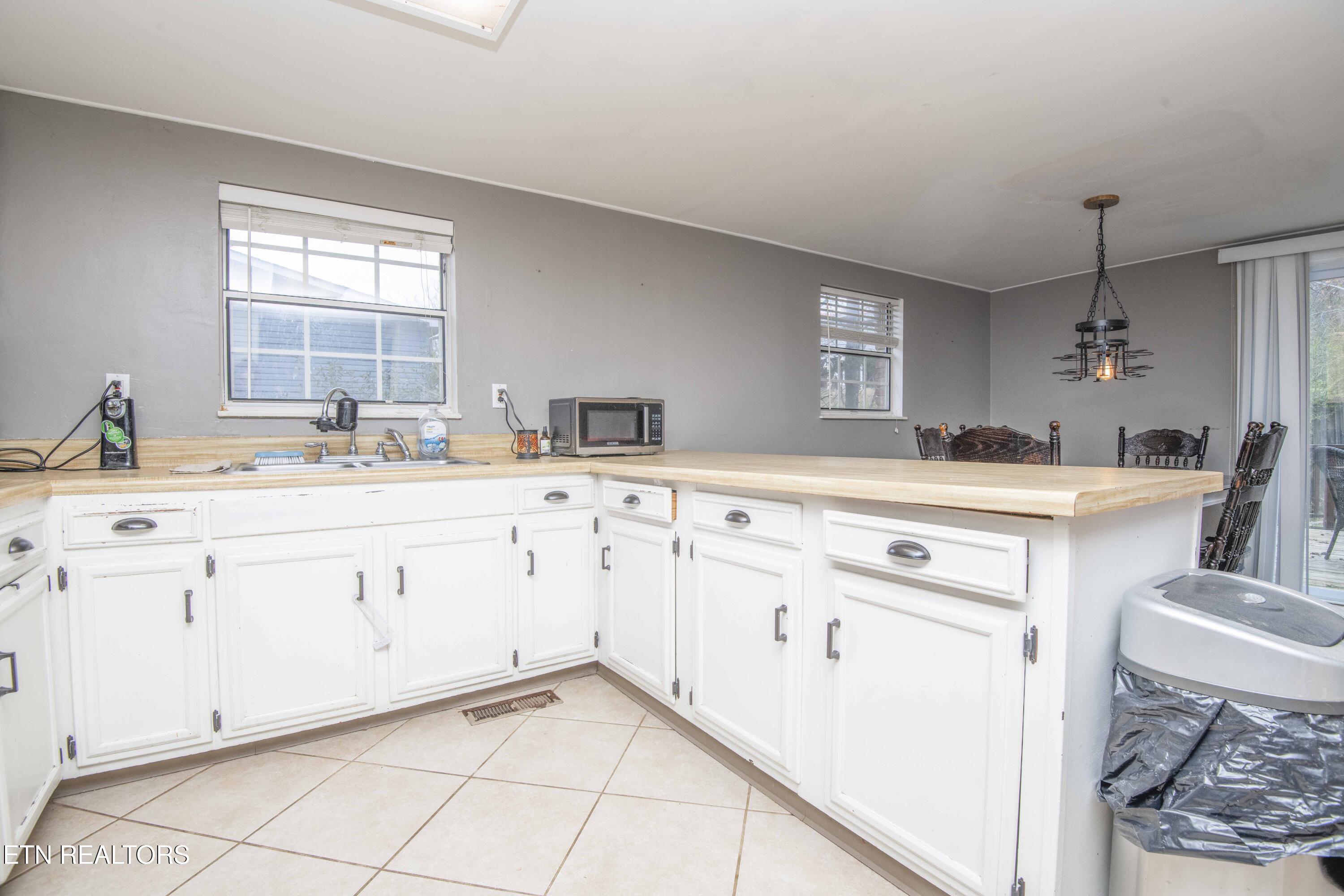 246 Old Blacksferry Lane Clinton TN 37716