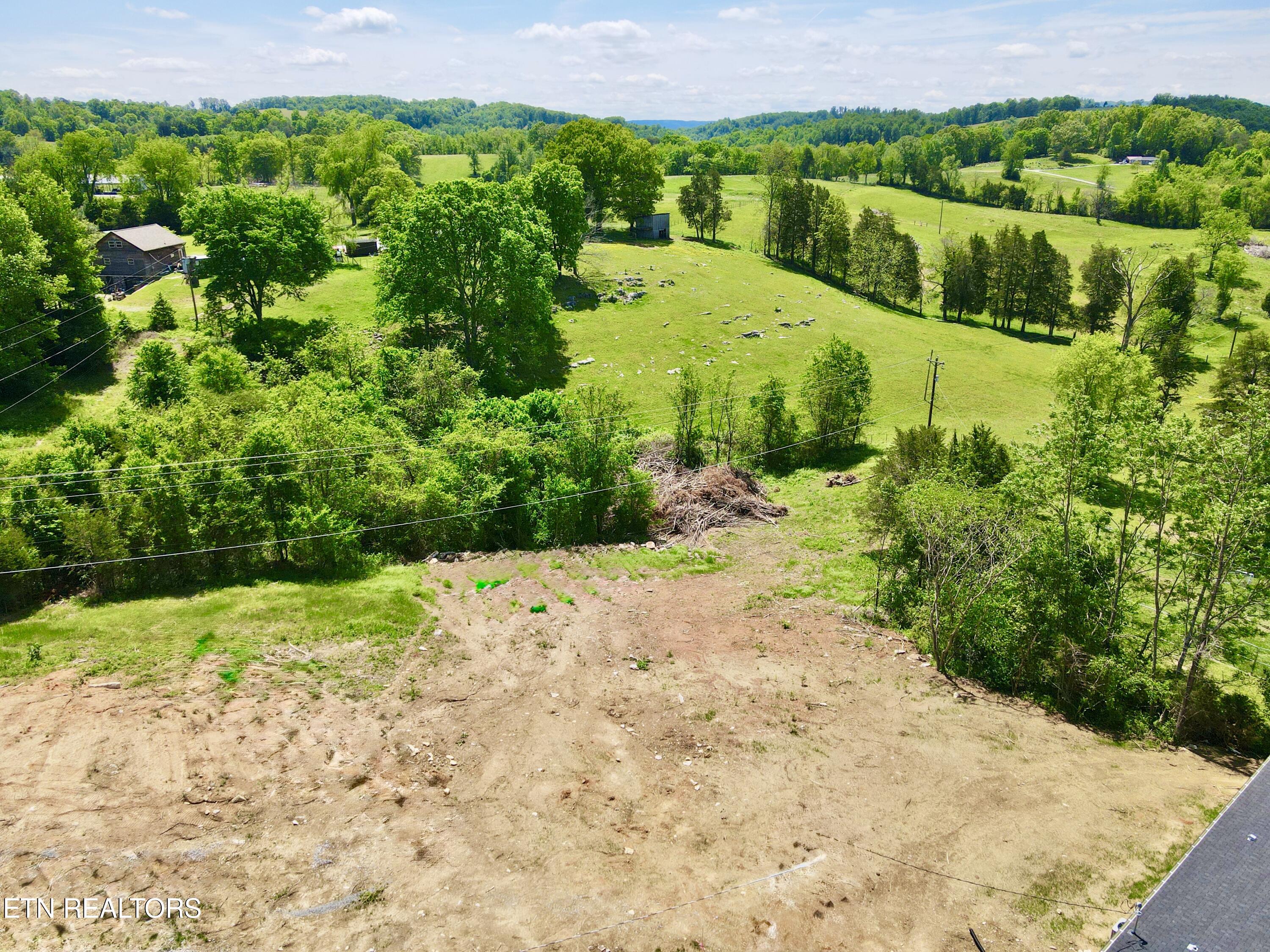 859 Straight Creek Road New Tazewell TN 37825