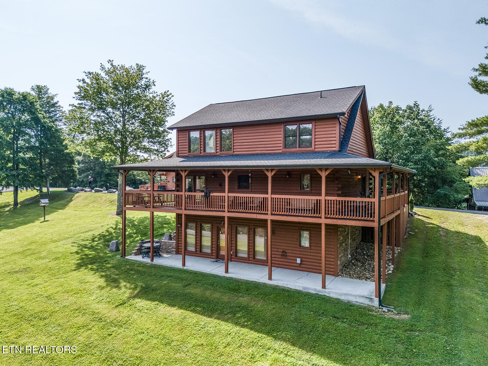2028 Piney Overlook Lane Sevierville TN 37862