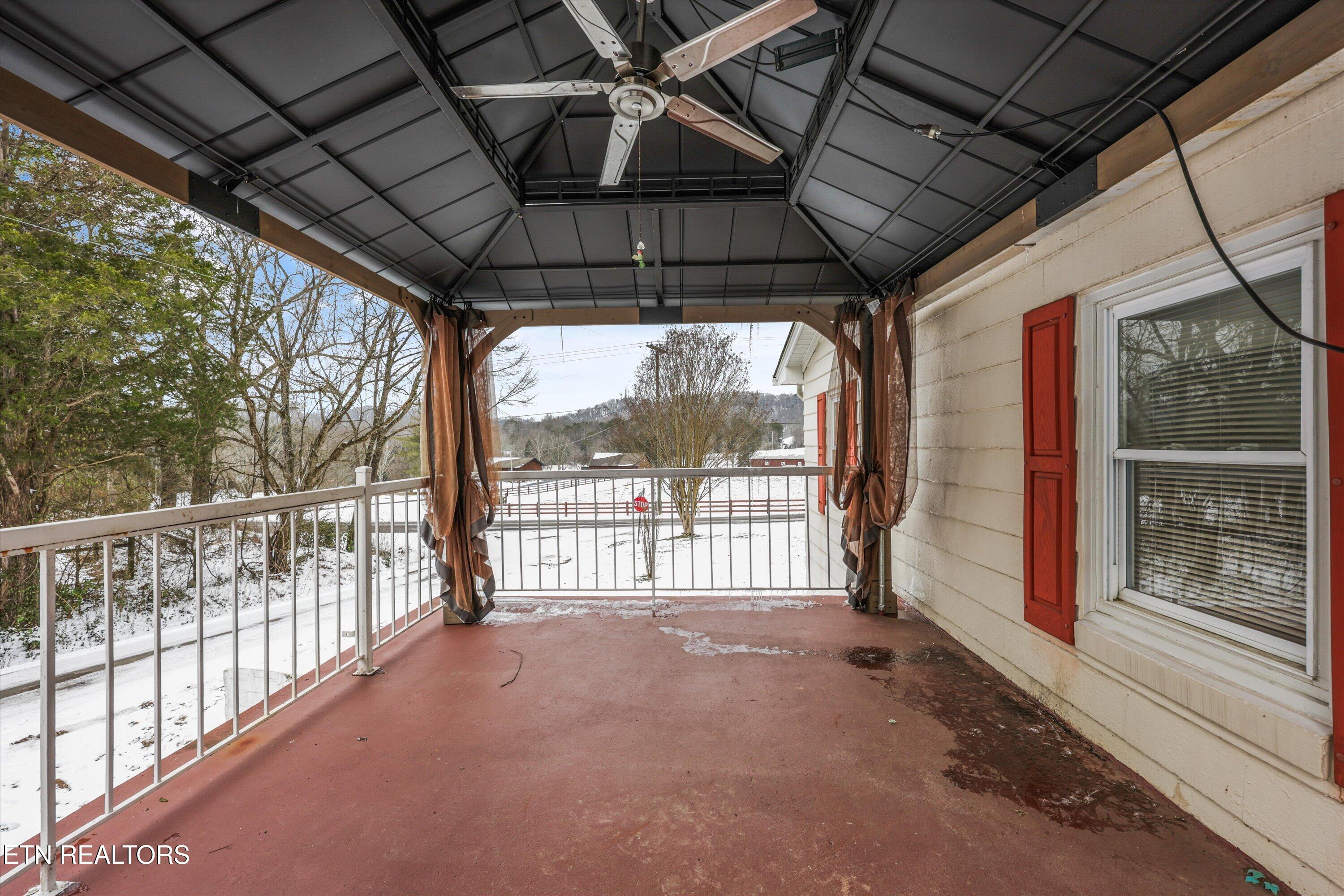 359 E Wolf Valley Road Heiskell TN 37754