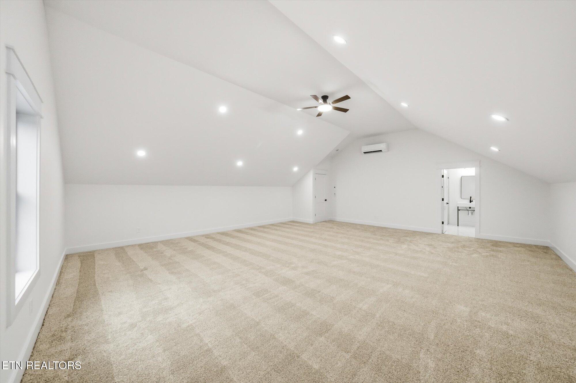 909 S Chilhowee Drive Knoxville TN 37914