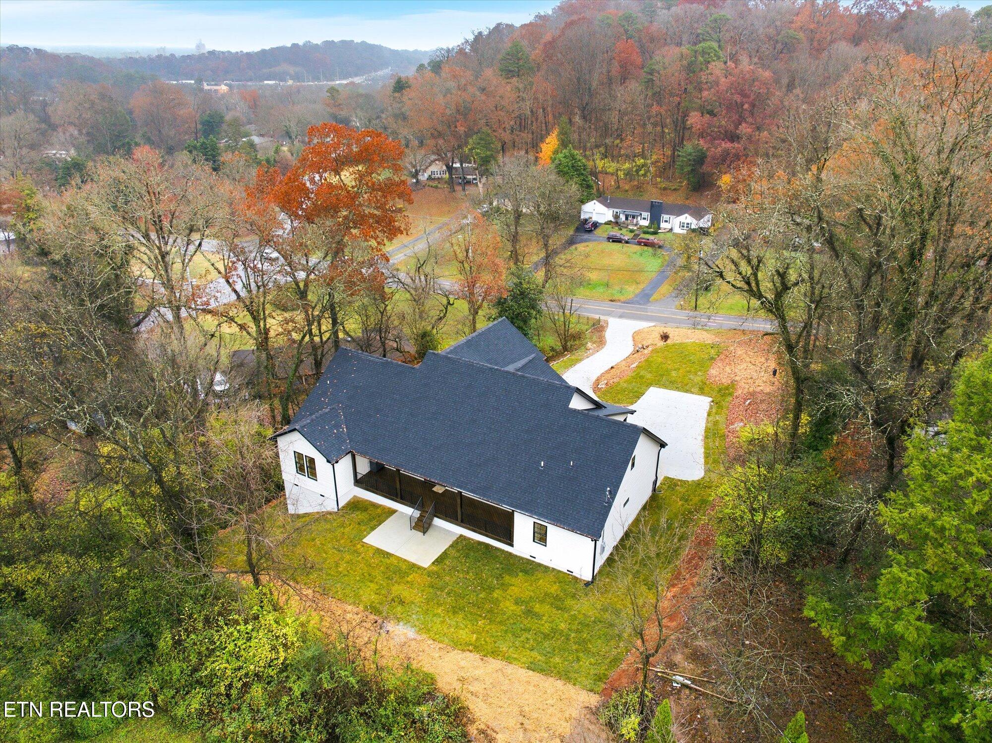 909 S Chilhowee Drive Knoxville TN 37914