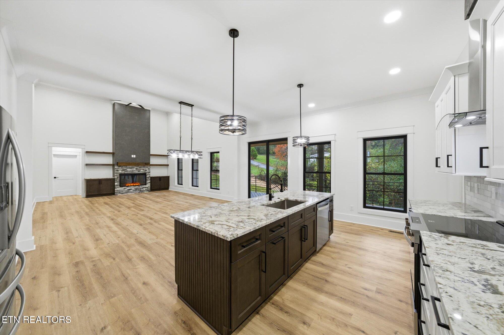 909 S Chilhowee Drive Knoxville TN 37914