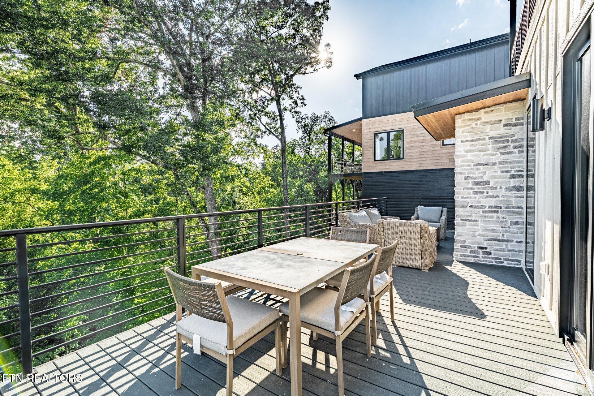 1422 Reedmont Way Sevierville TN 37876