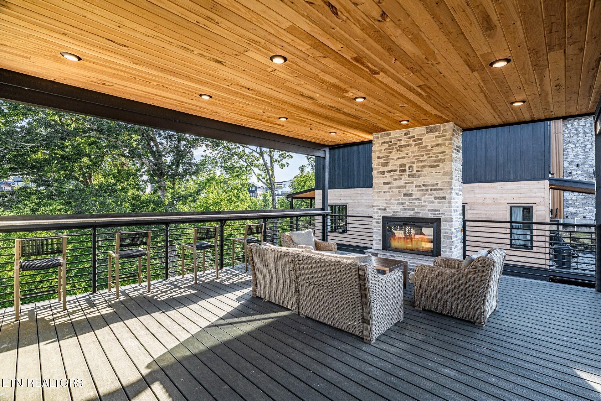 1422 Reedmont Way Sevierville TN 37876
