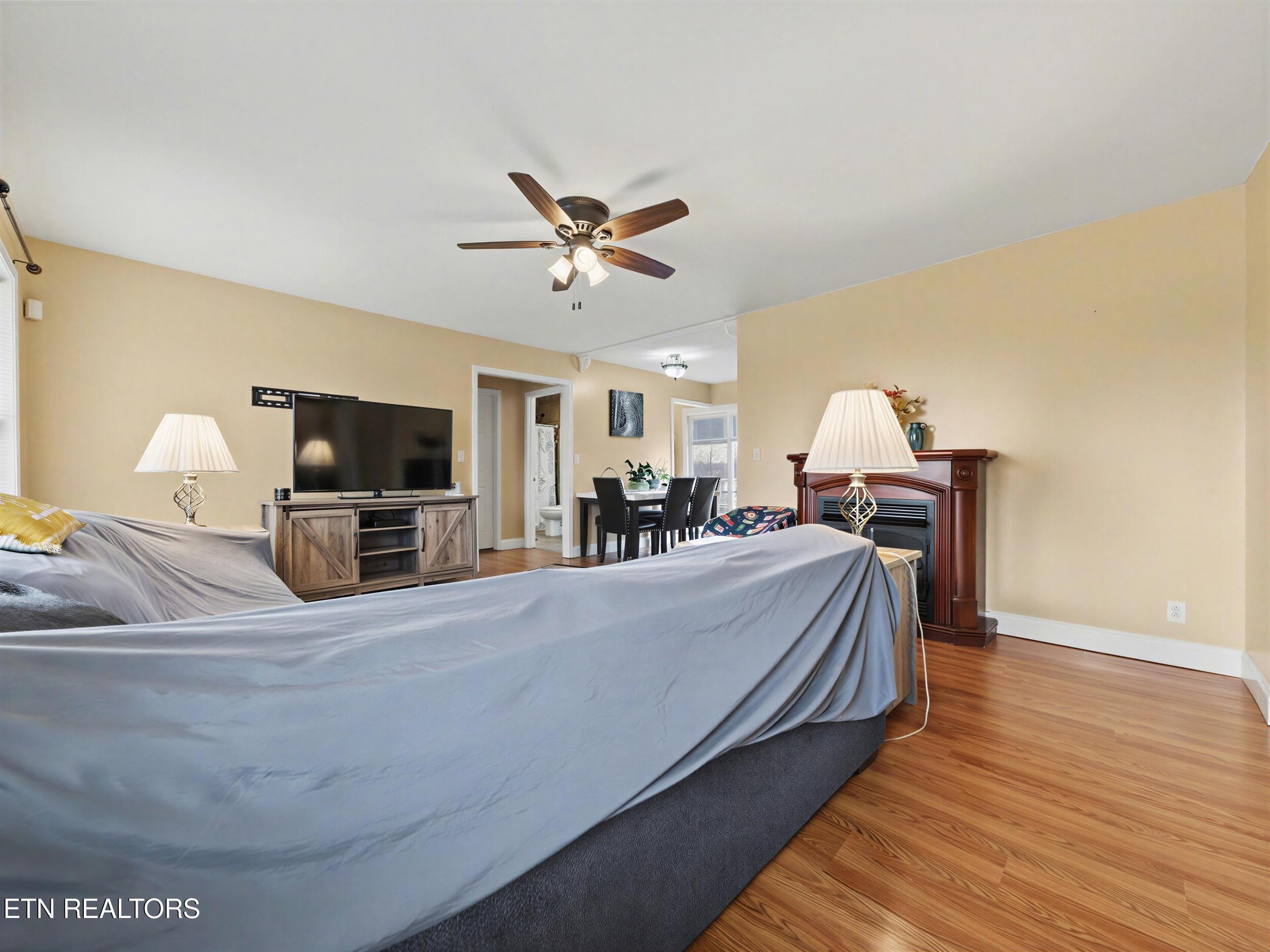 2833 Pinecrest Road Jacksboro TN 37757