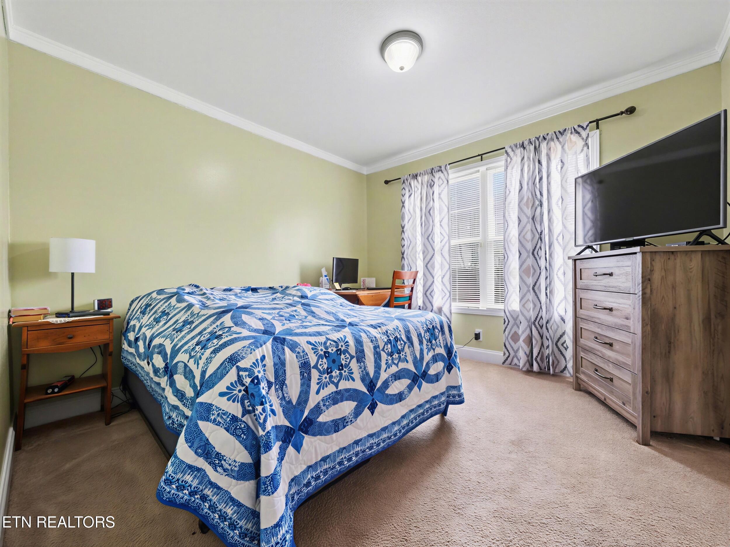 2833 Pinecrest Road Jacksboro TN 37757