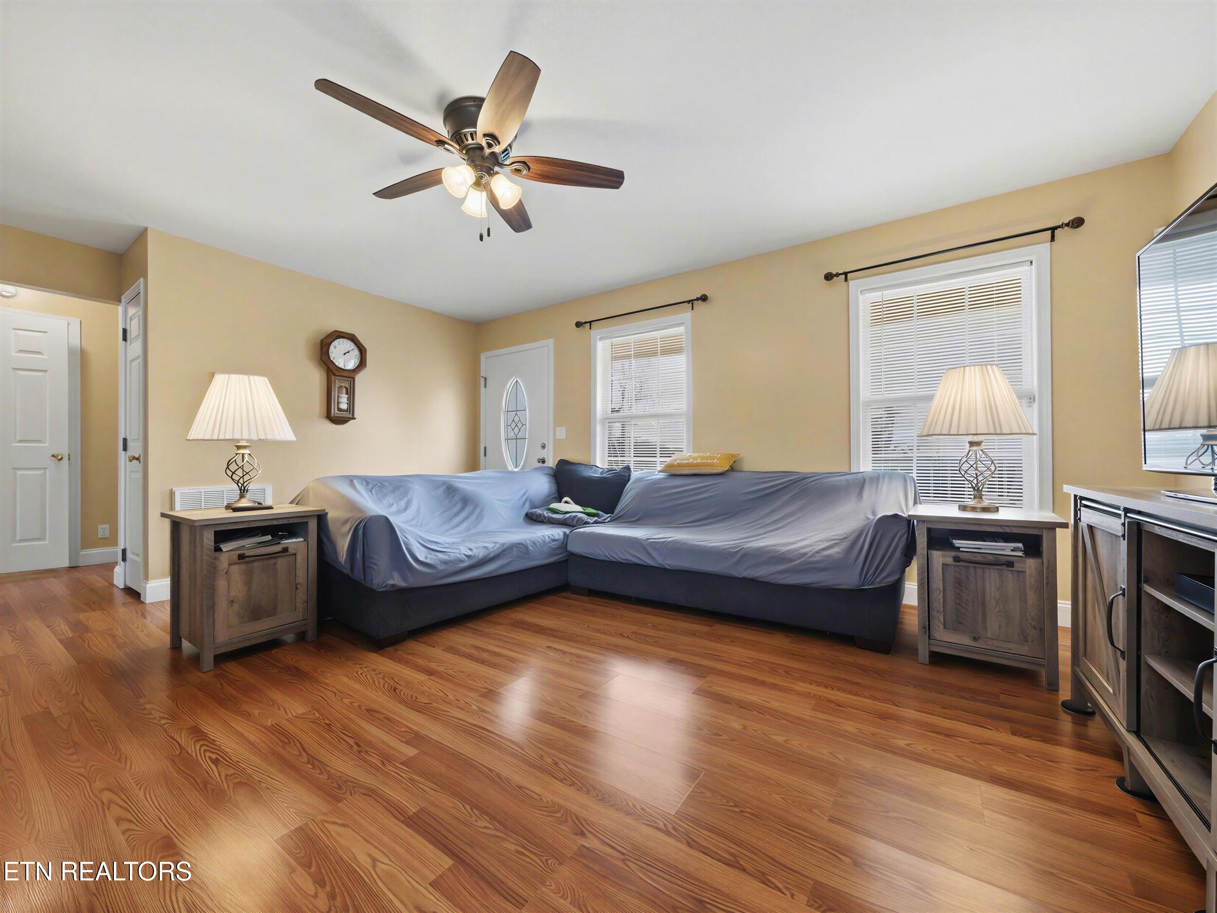 2833 Pinecrest Road Jacksboro TN 37757