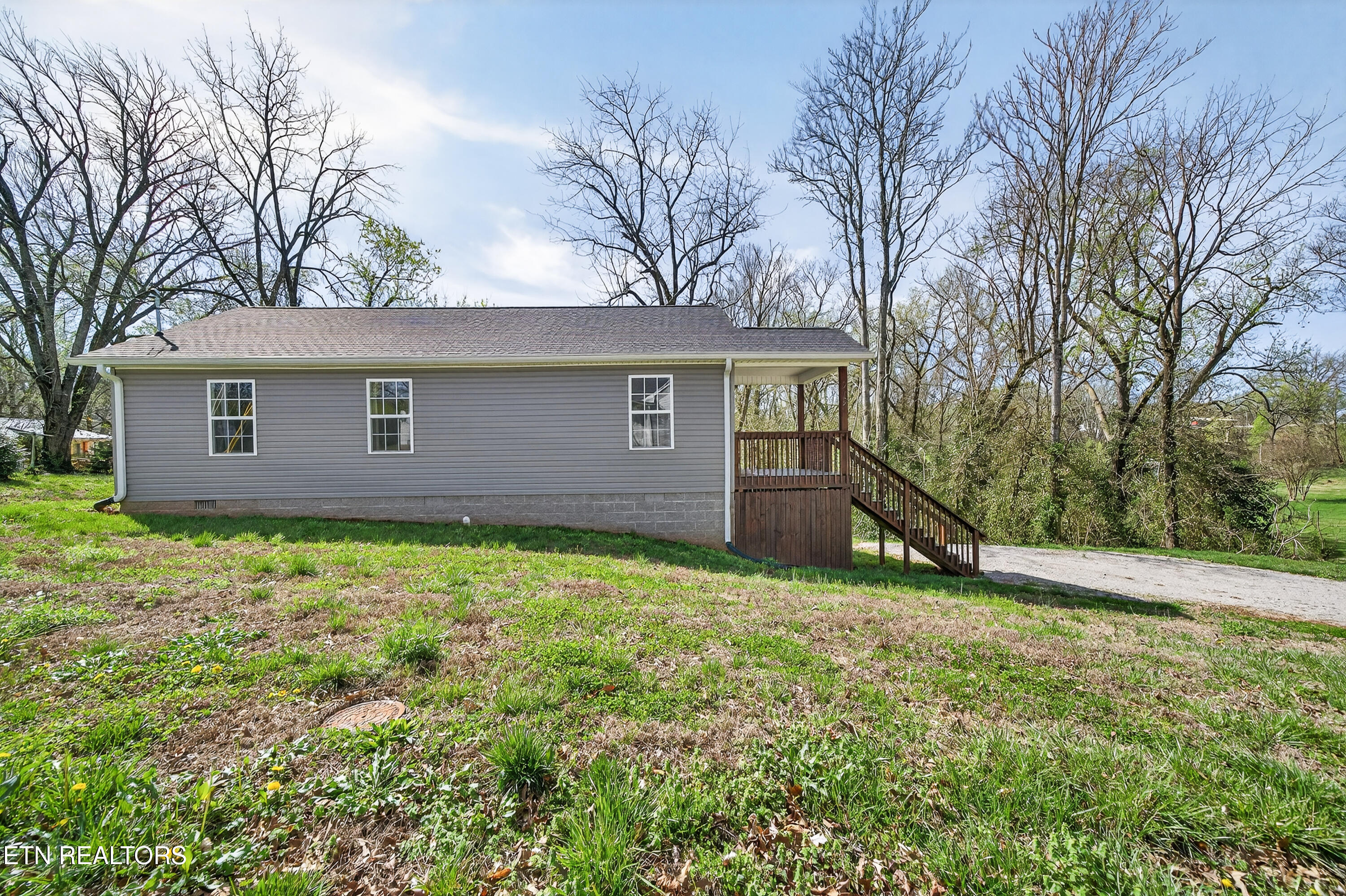 219 E Bronson Street Sparta TN 38583