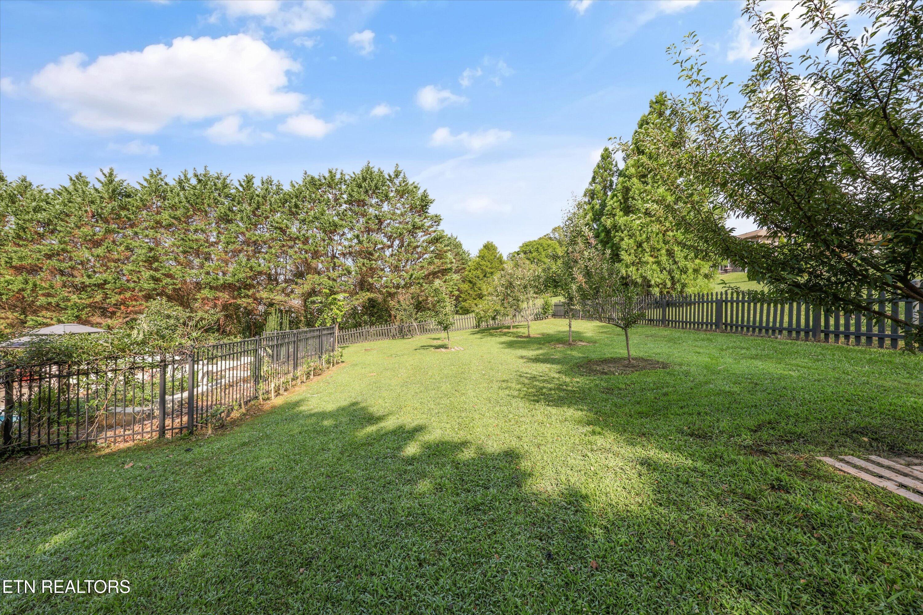 511 Mariner Point Drive Clinton TN 37716
