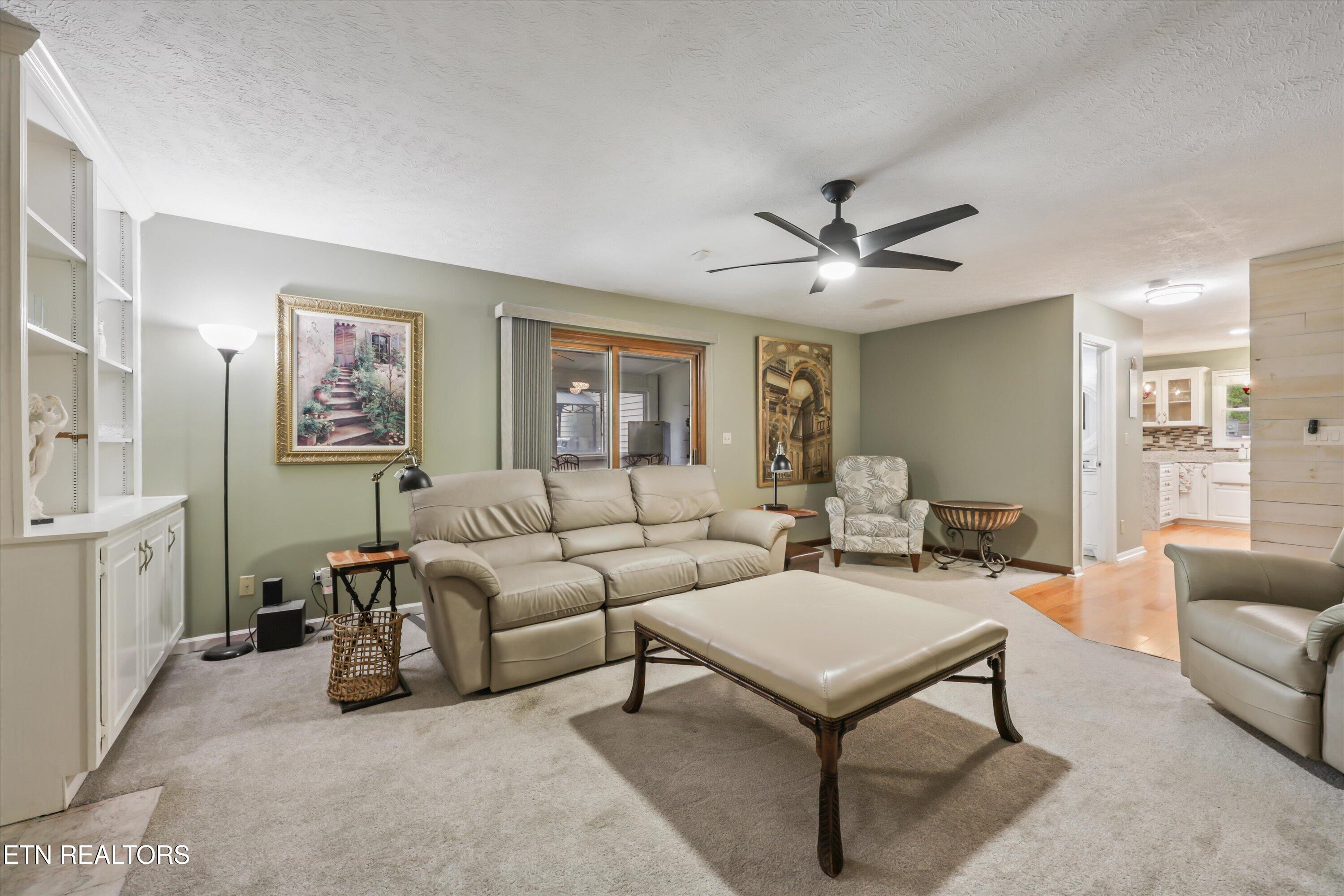511 Mariner Point Drive Clinton TN 37716