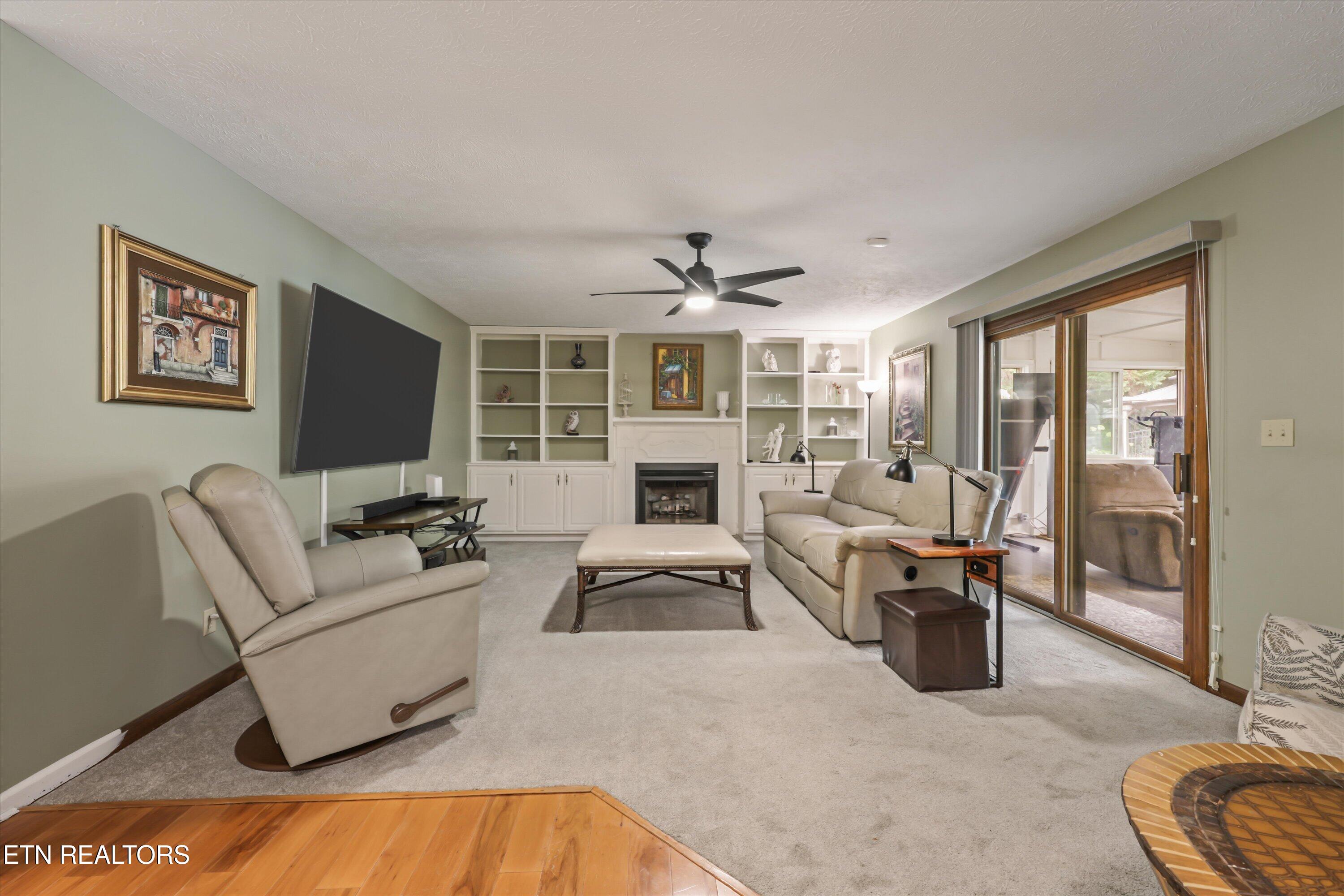 511 Mariner Point Drive Clinton TN 37716