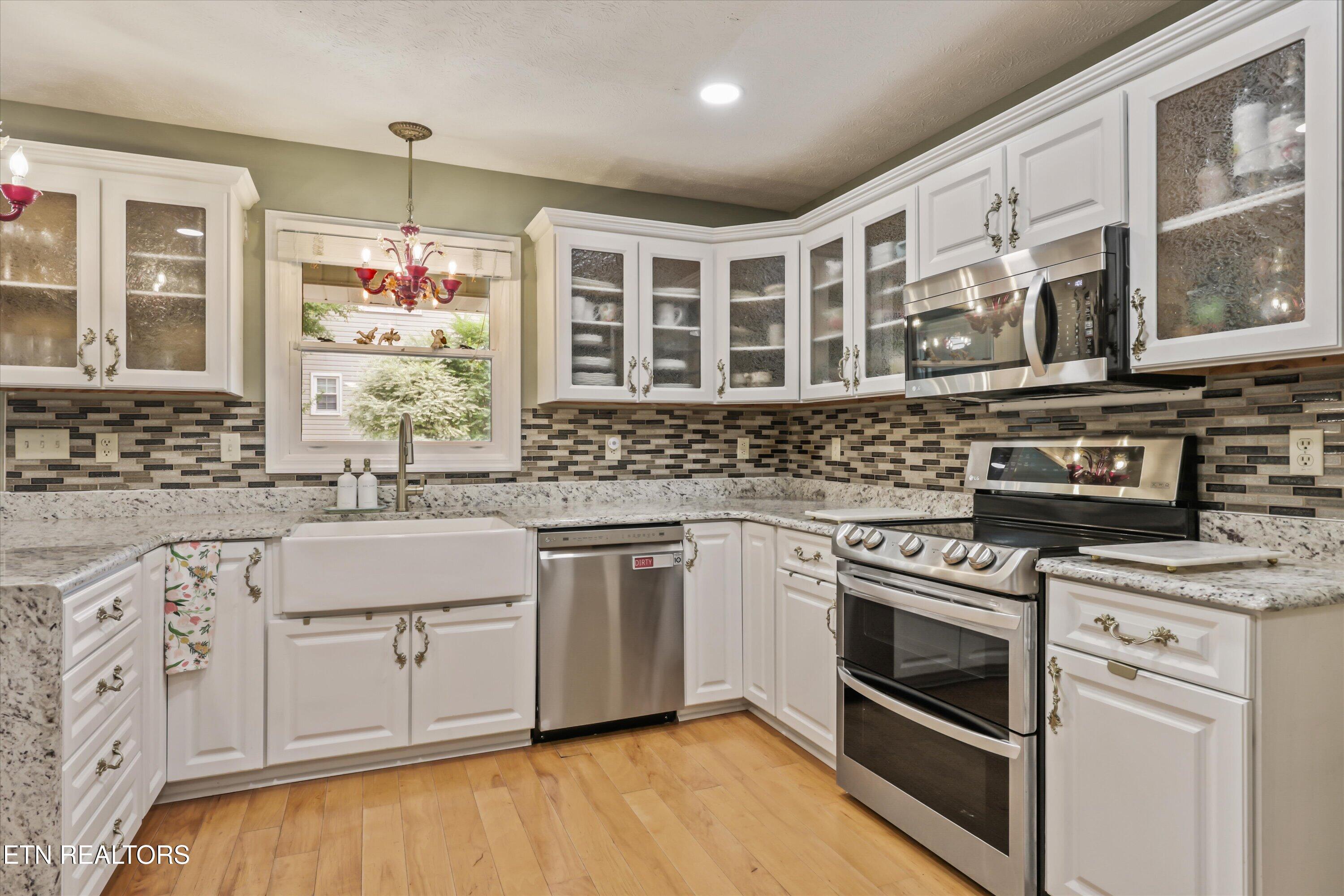 511 Mariner Point Drive Clinton TN 37716