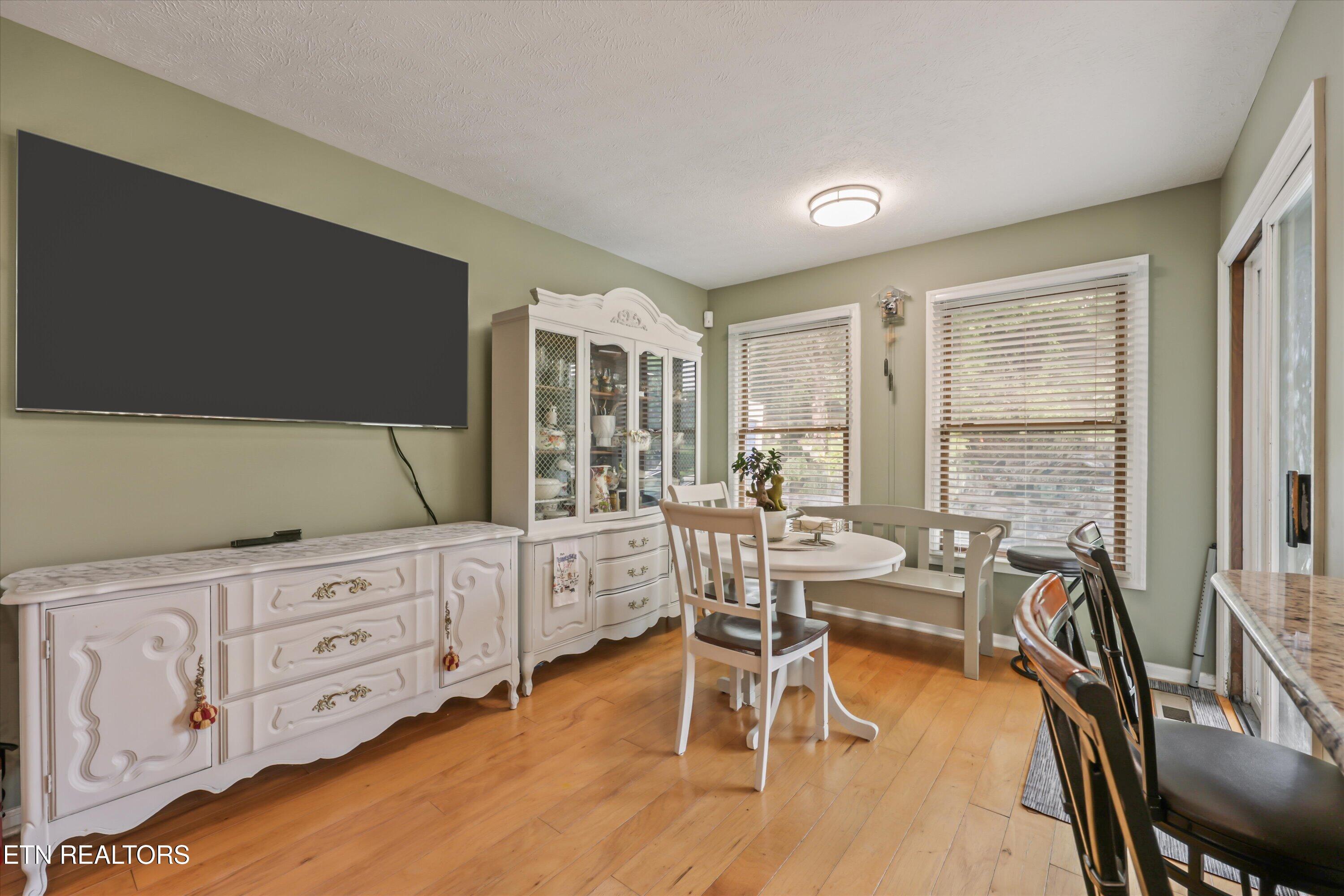 511 Mariner Point Drive Clinton TN 37716