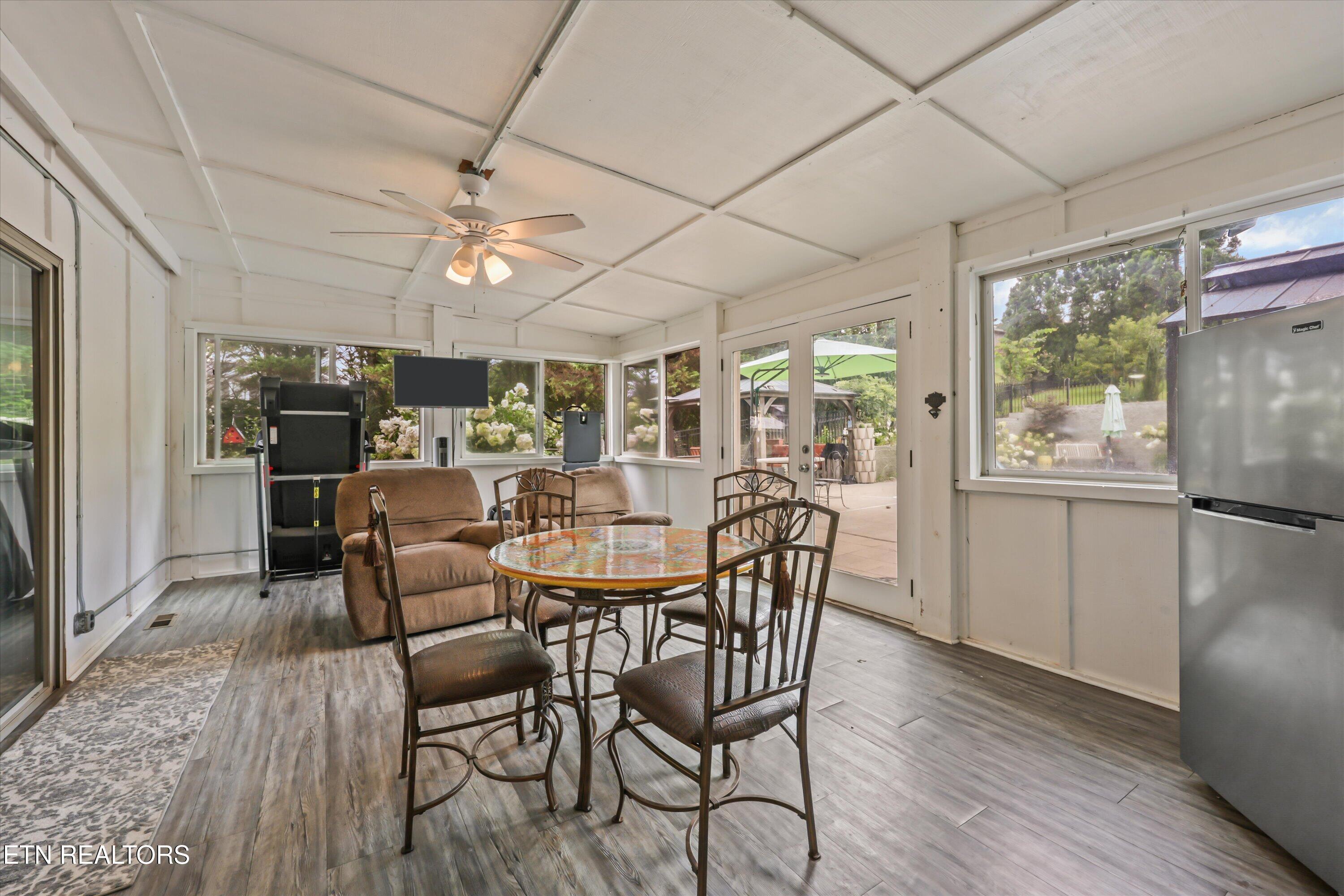511 Mariner Point Drive Clinton TN 37716