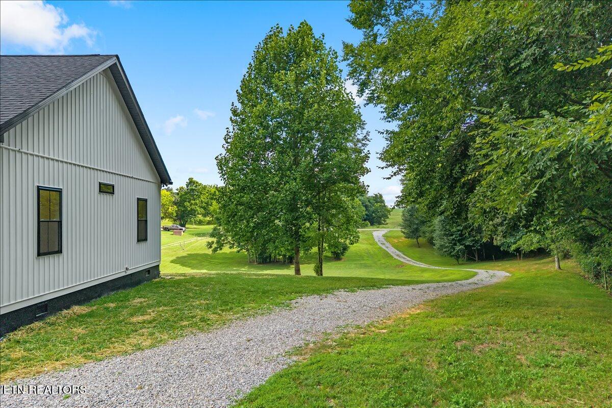 225 Summit Road Madisonville TN 37354