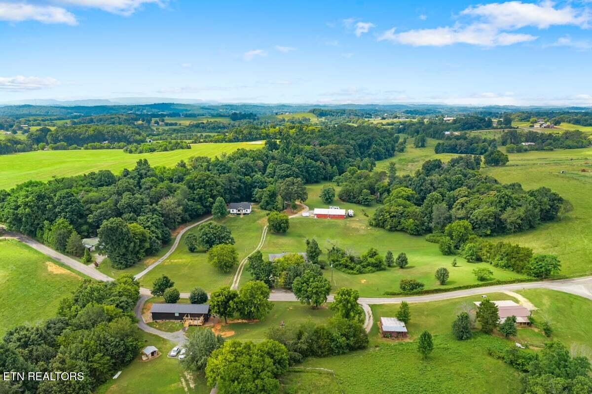 225 Summit Road Madisonville TN 37354