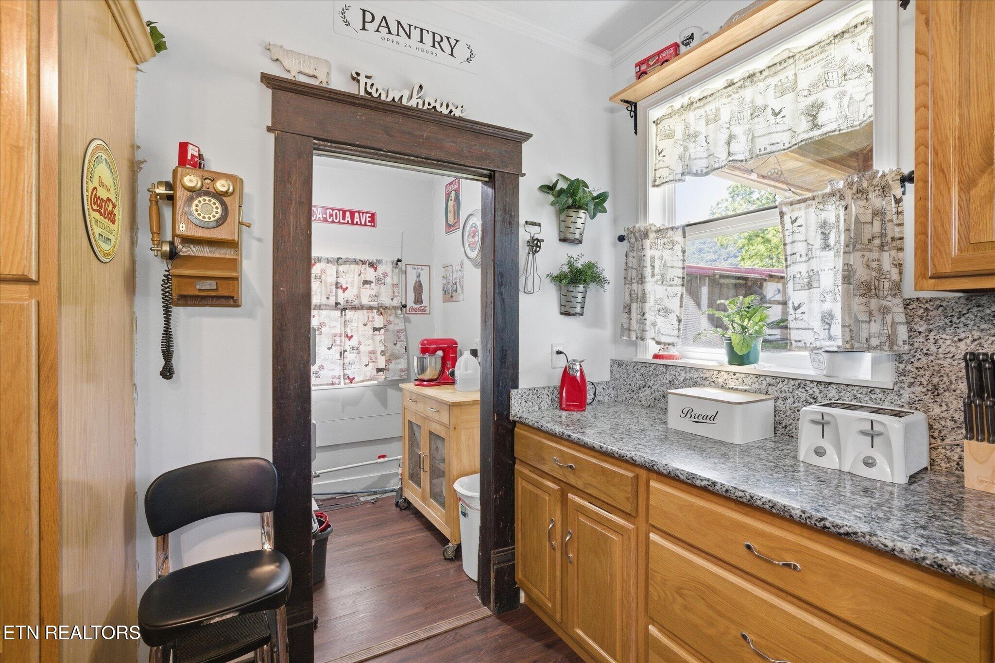 8179 Tennessee 131 Washburn TN 37888