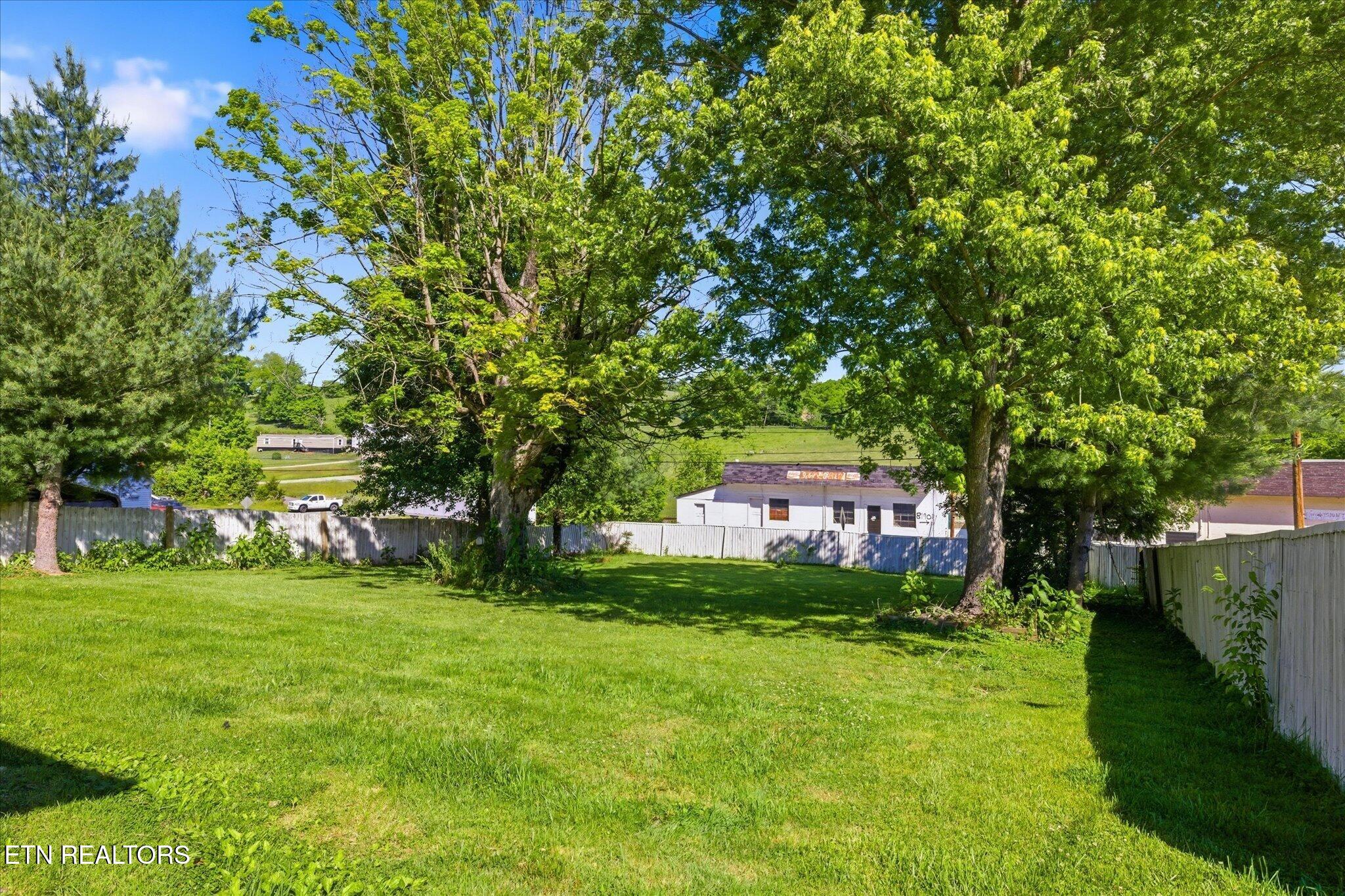 8179 Tennessee 131 Washburn TN 37888