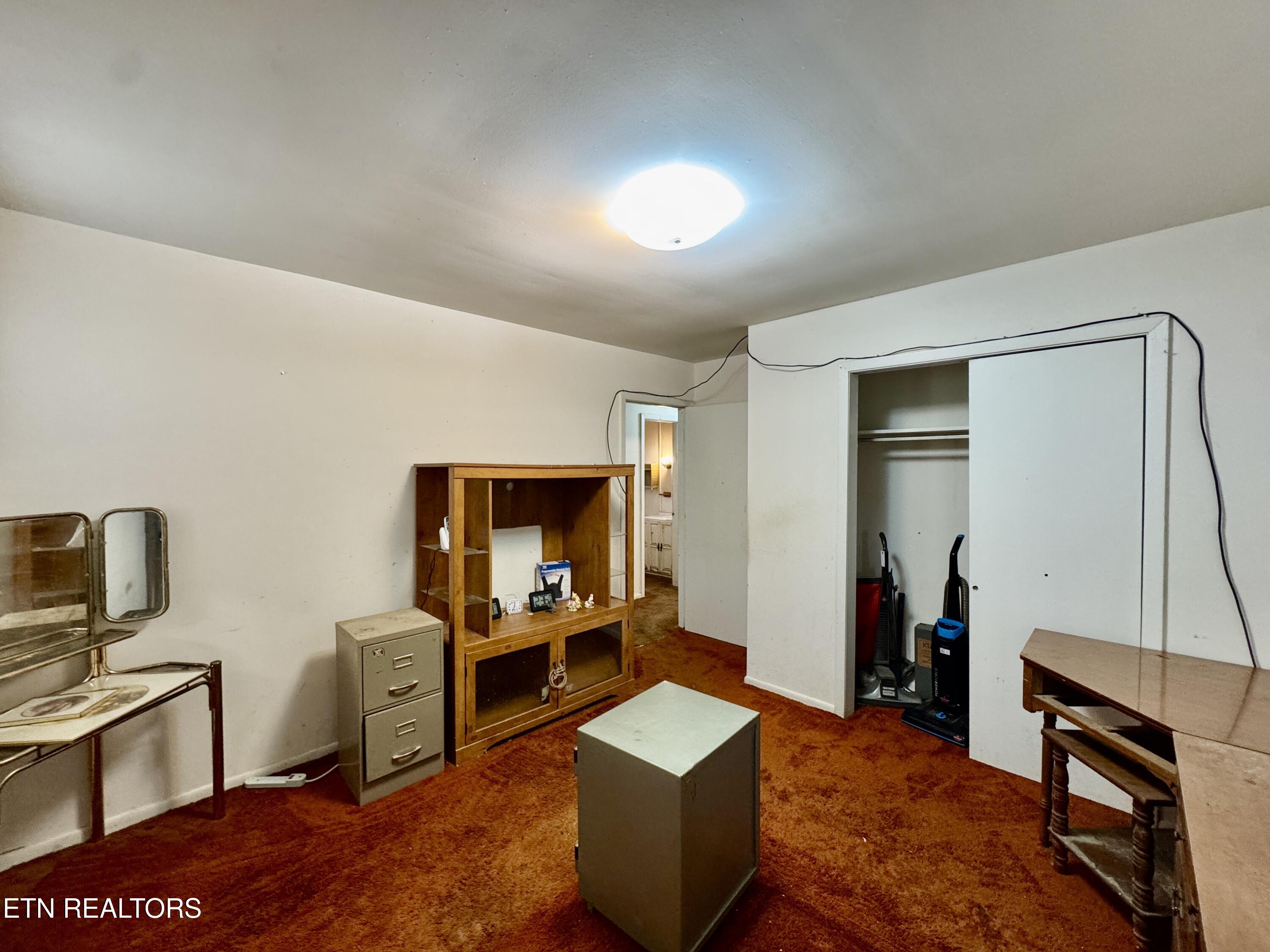 513 W Ridgecrest Drive Kingston TN 37763
