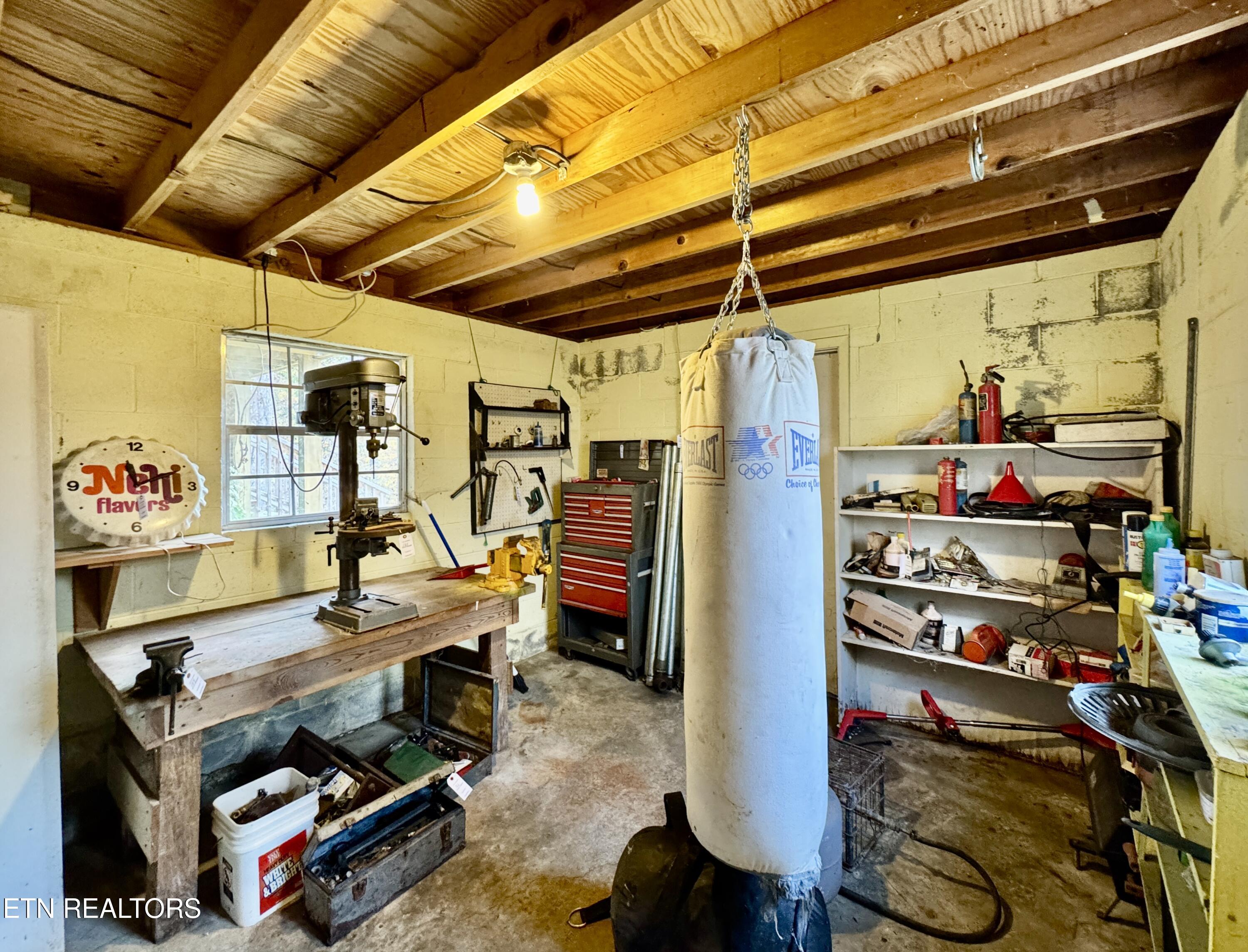 513 W Ridgecrest Drive Kingston TN 37763