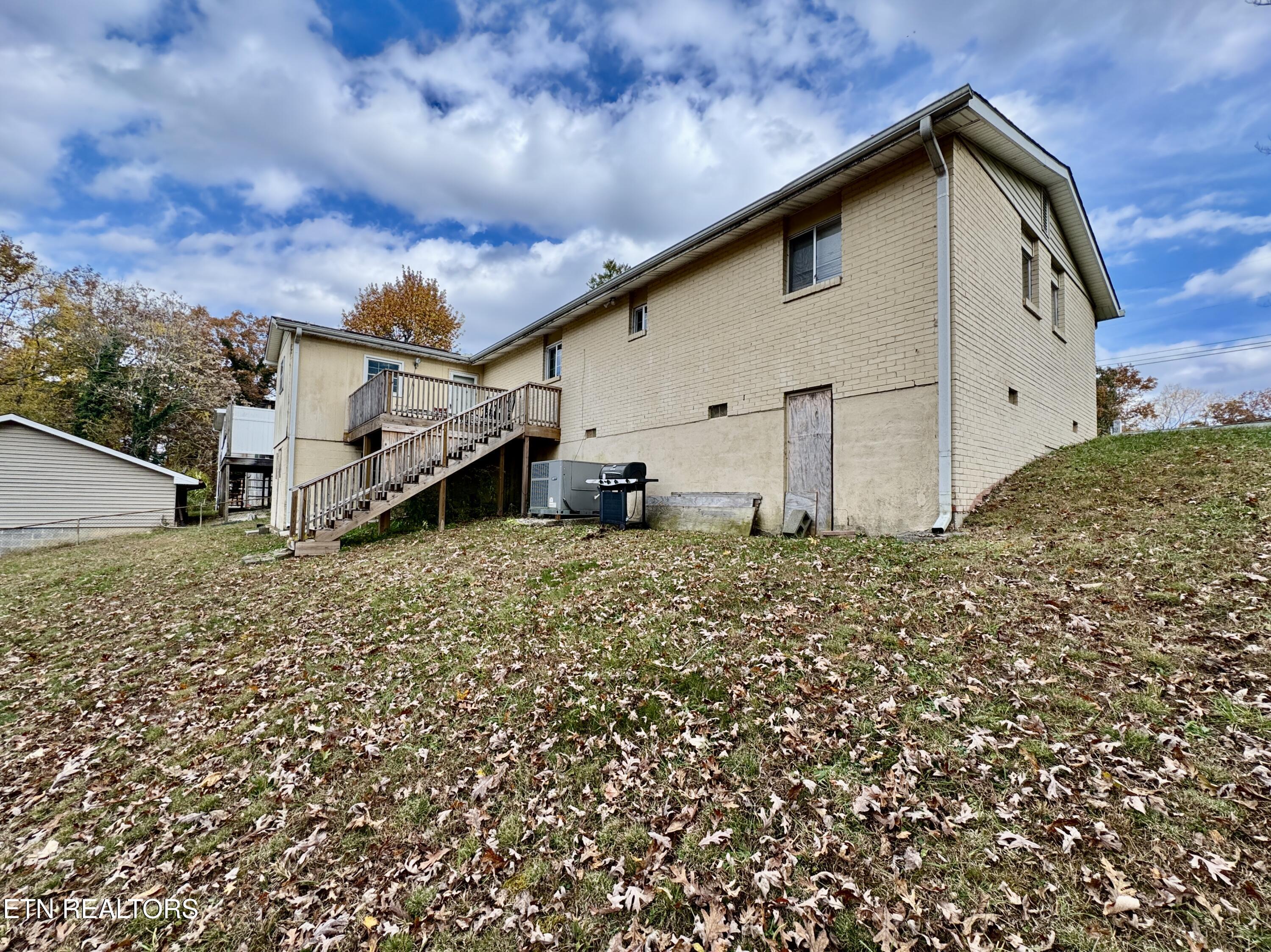 513 W Ridgecrest Drive Kingston TN 37763