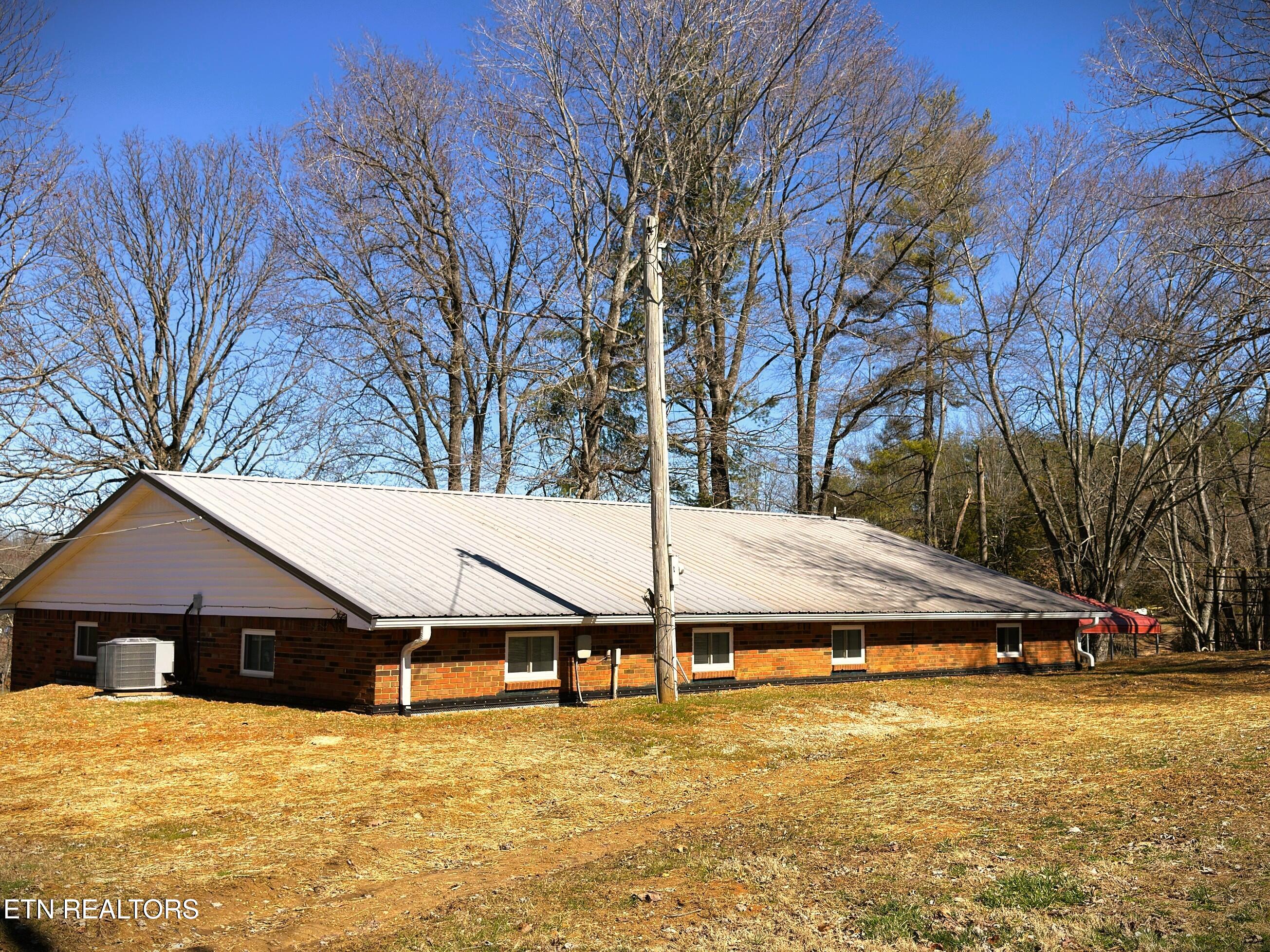 1152 Dogwalk Road Monroe TN 38573