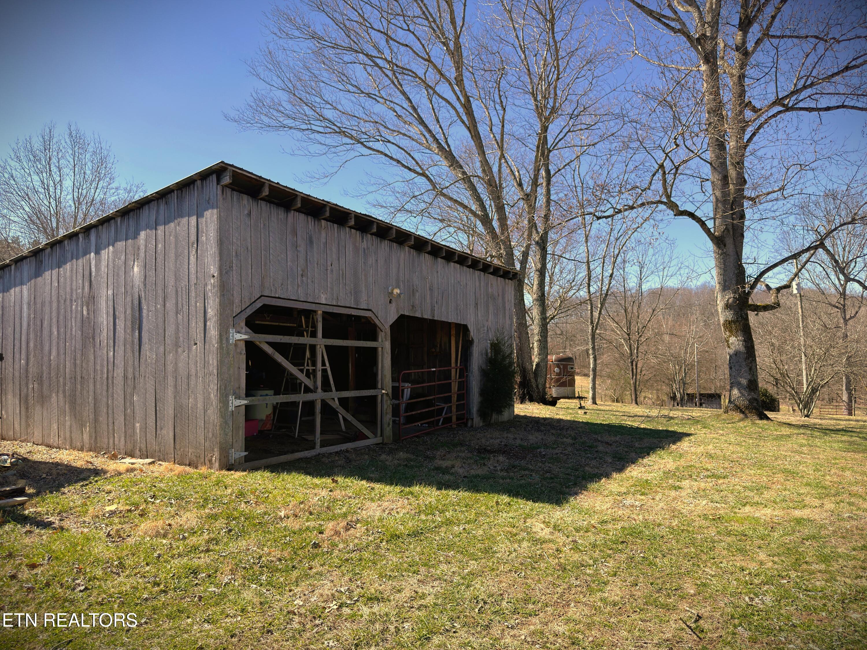 1152 Dogwalk Road Monroe TN 38573