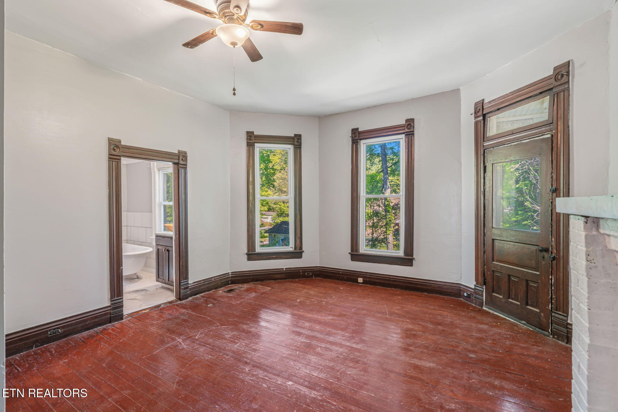 419 W Rockwood Street Rockwood TN 37854