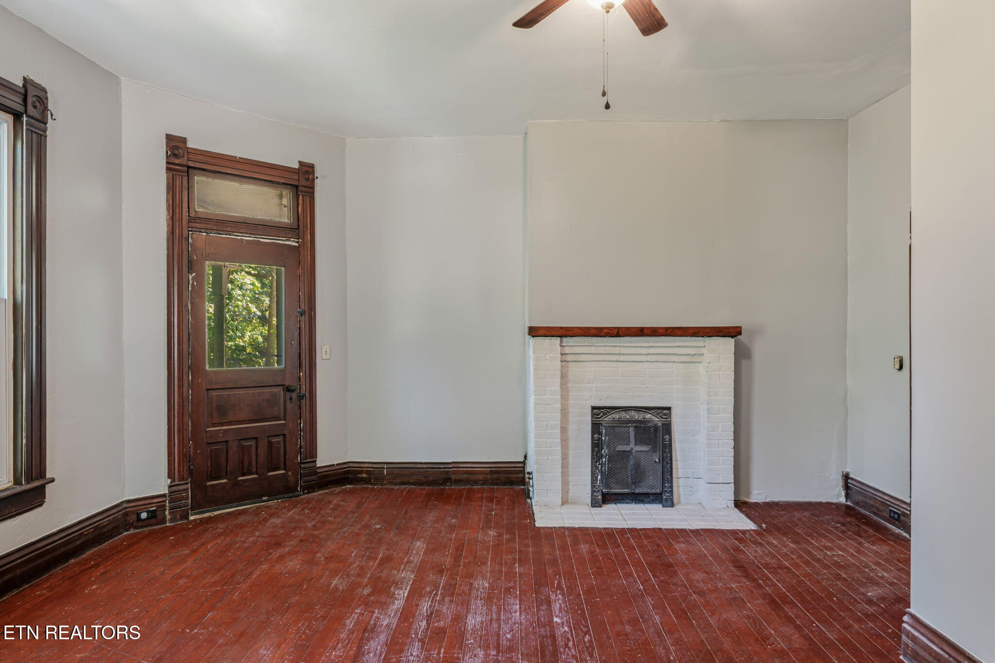 419 W Rockwood Street Rockwood TN 37854