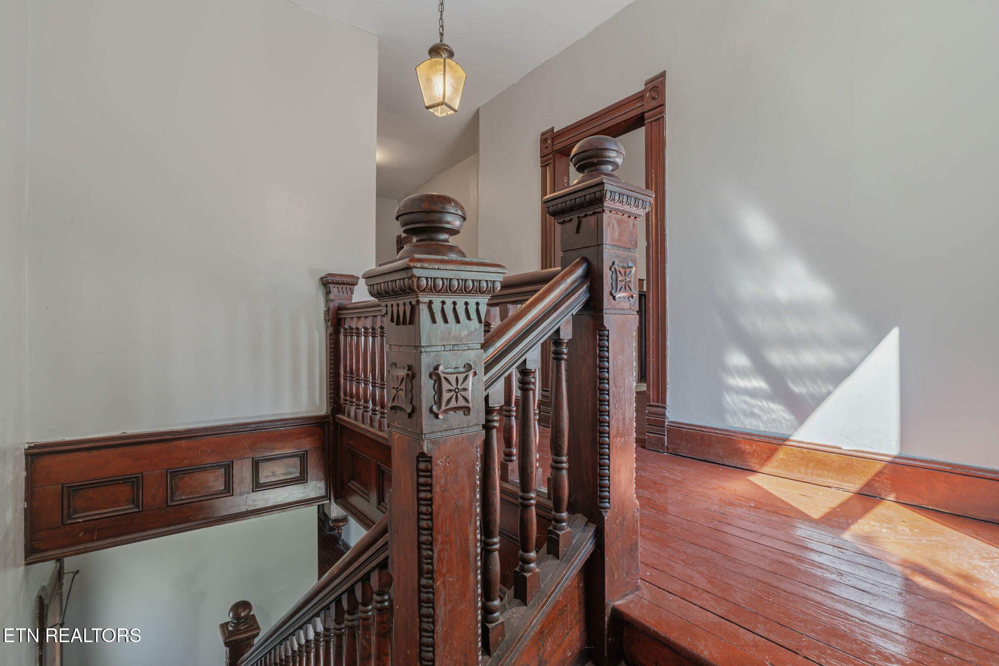 419 W Rockwood Street Rockwood TN 37854