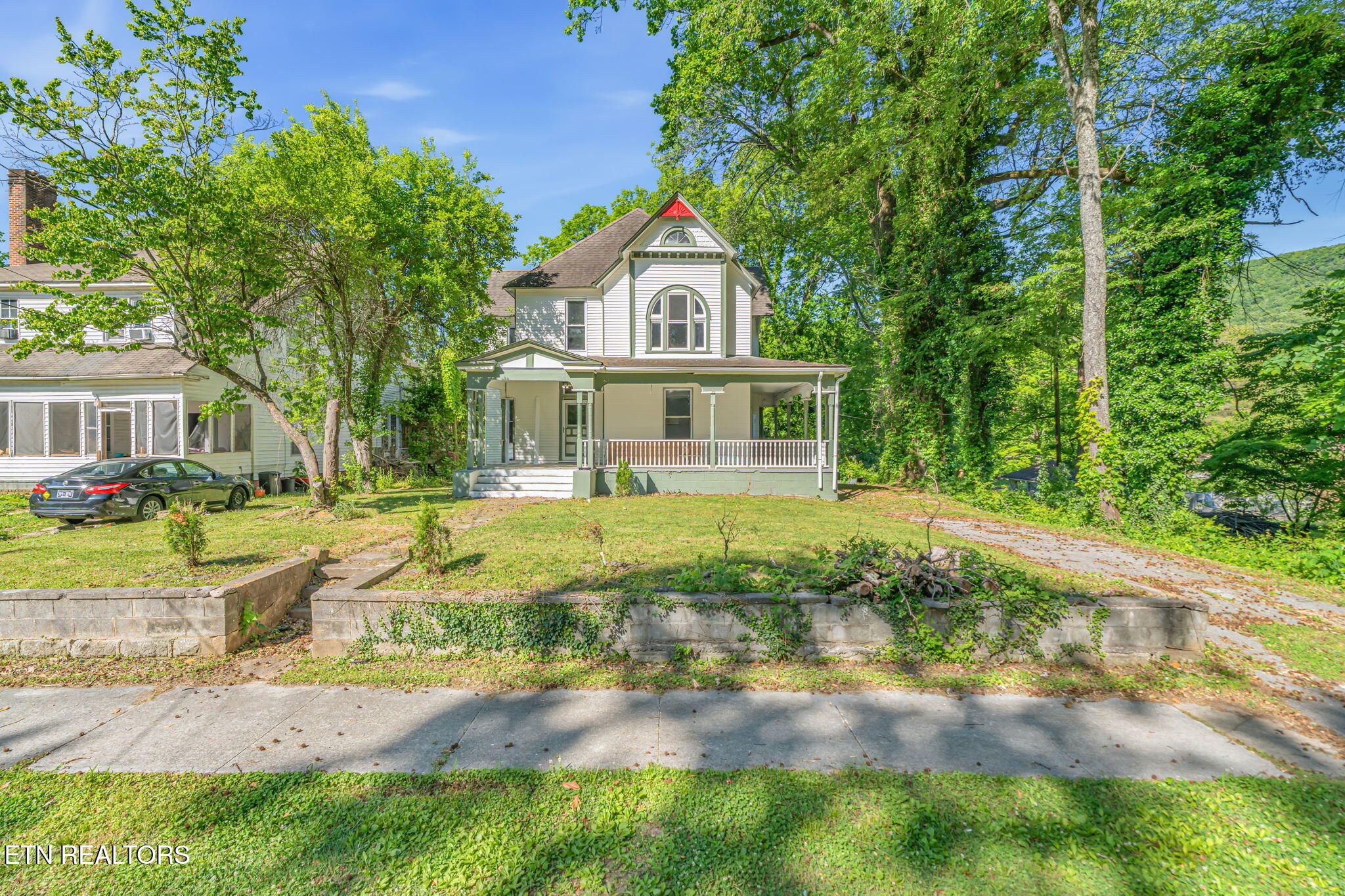419 W Rockwood Street Rockwood TN 37854