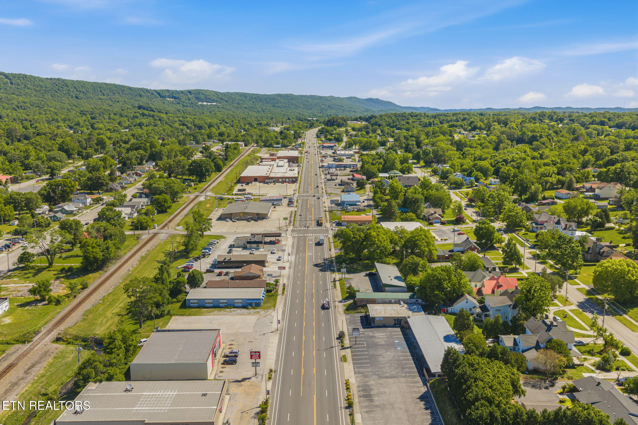 419 W Rockwood Street Rockwood TN 37854