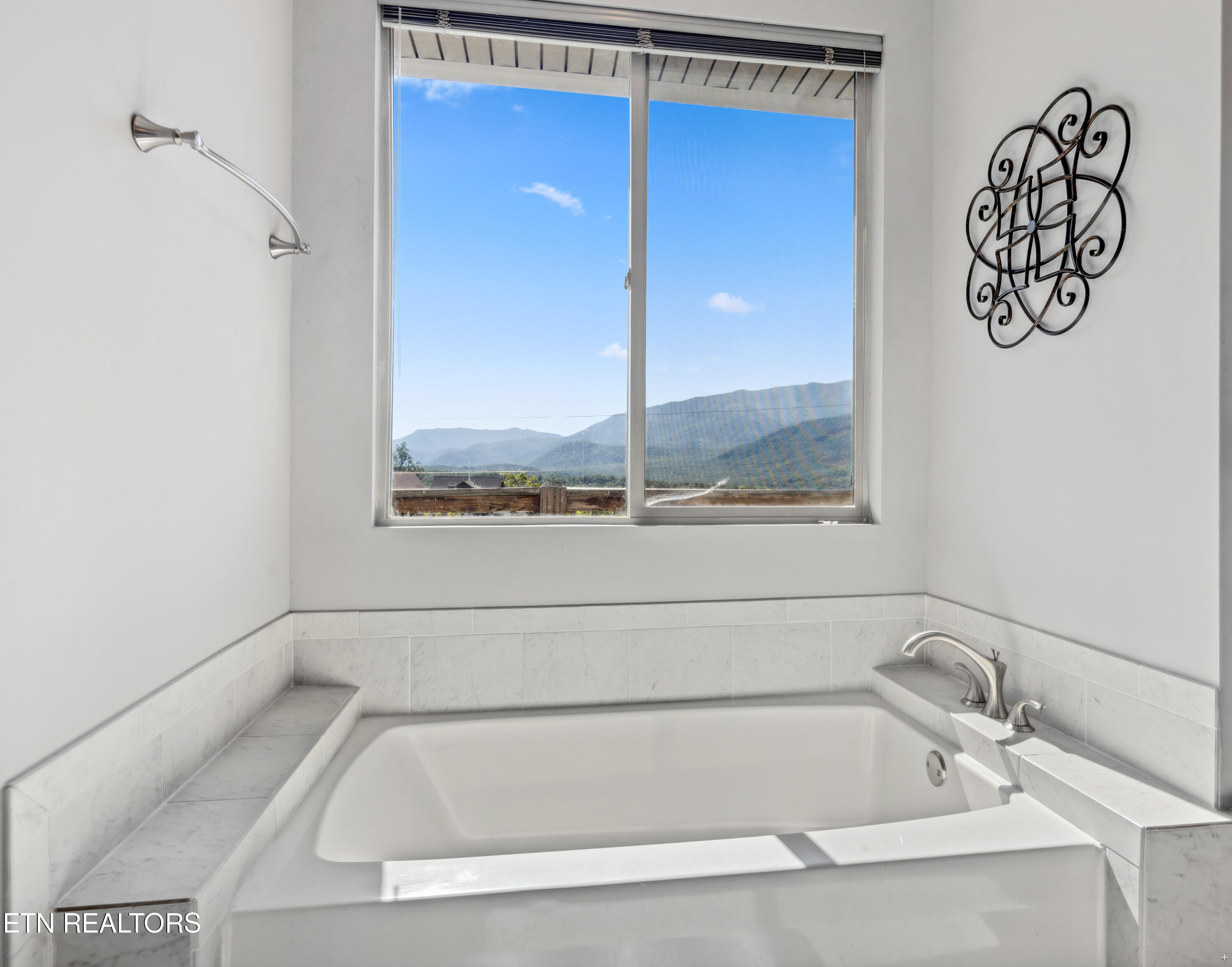 904 Pine Cone Way Gatlinburg TN 37738