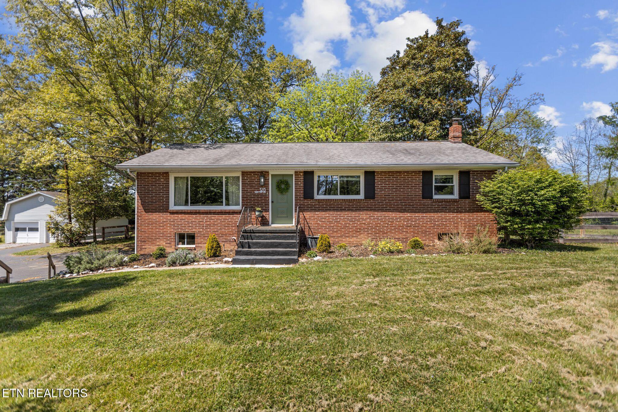 3213 Shady Oak Lane Knoxville TN 37931