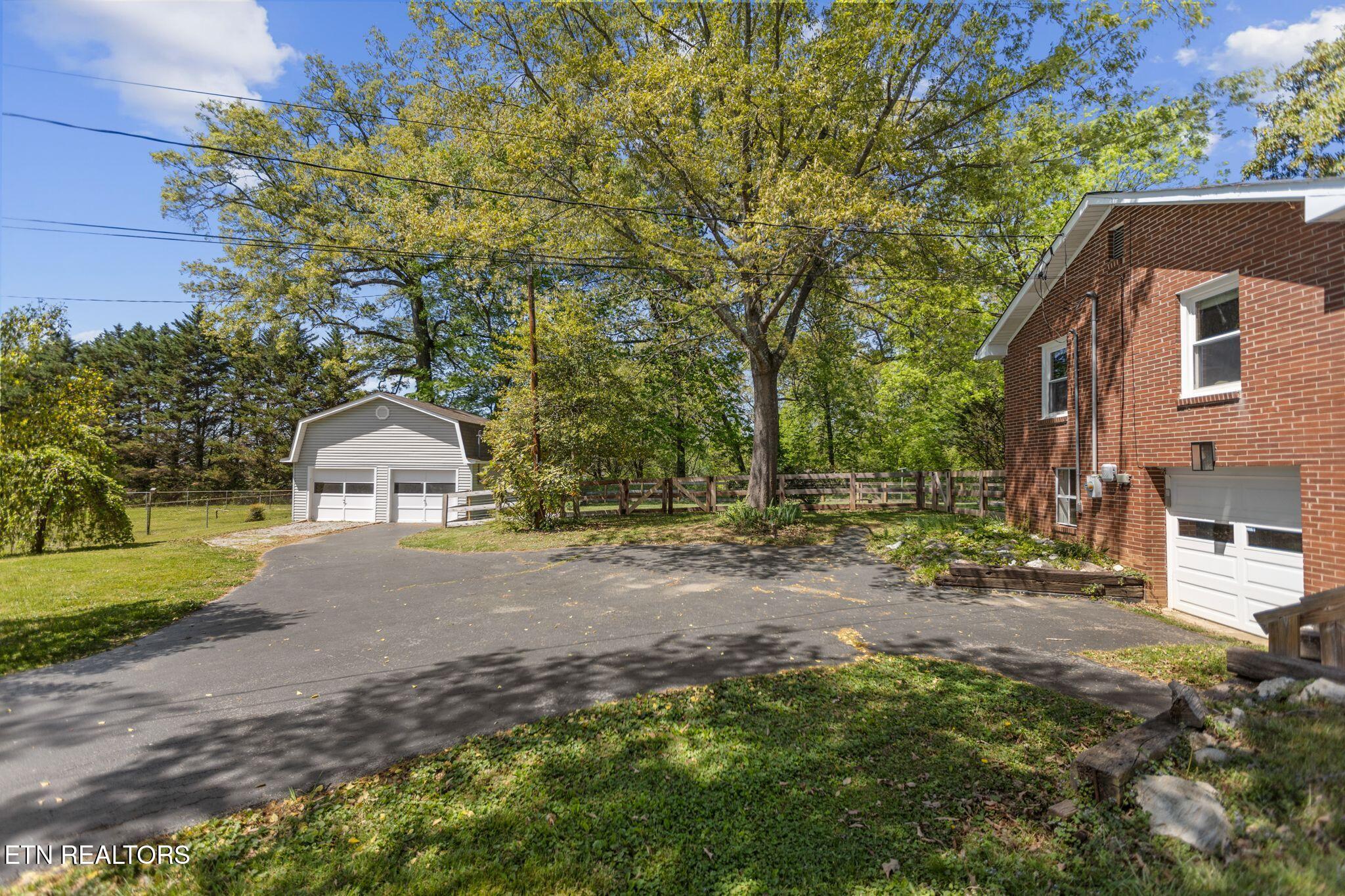 3213 Shady Oak Lane Knoxville TN 37931