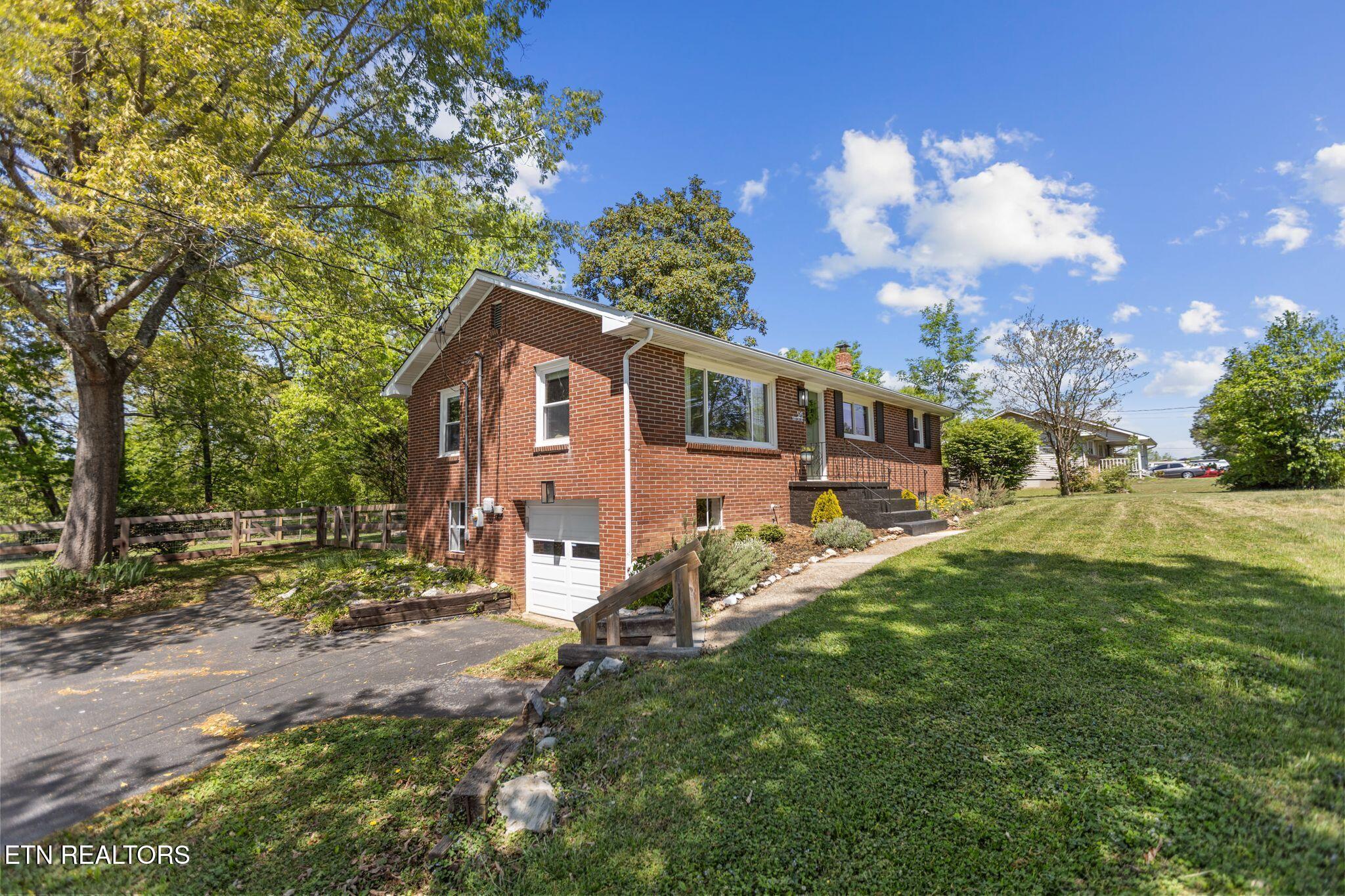 3213 Shady Oak Lane Knoxville TN 37931